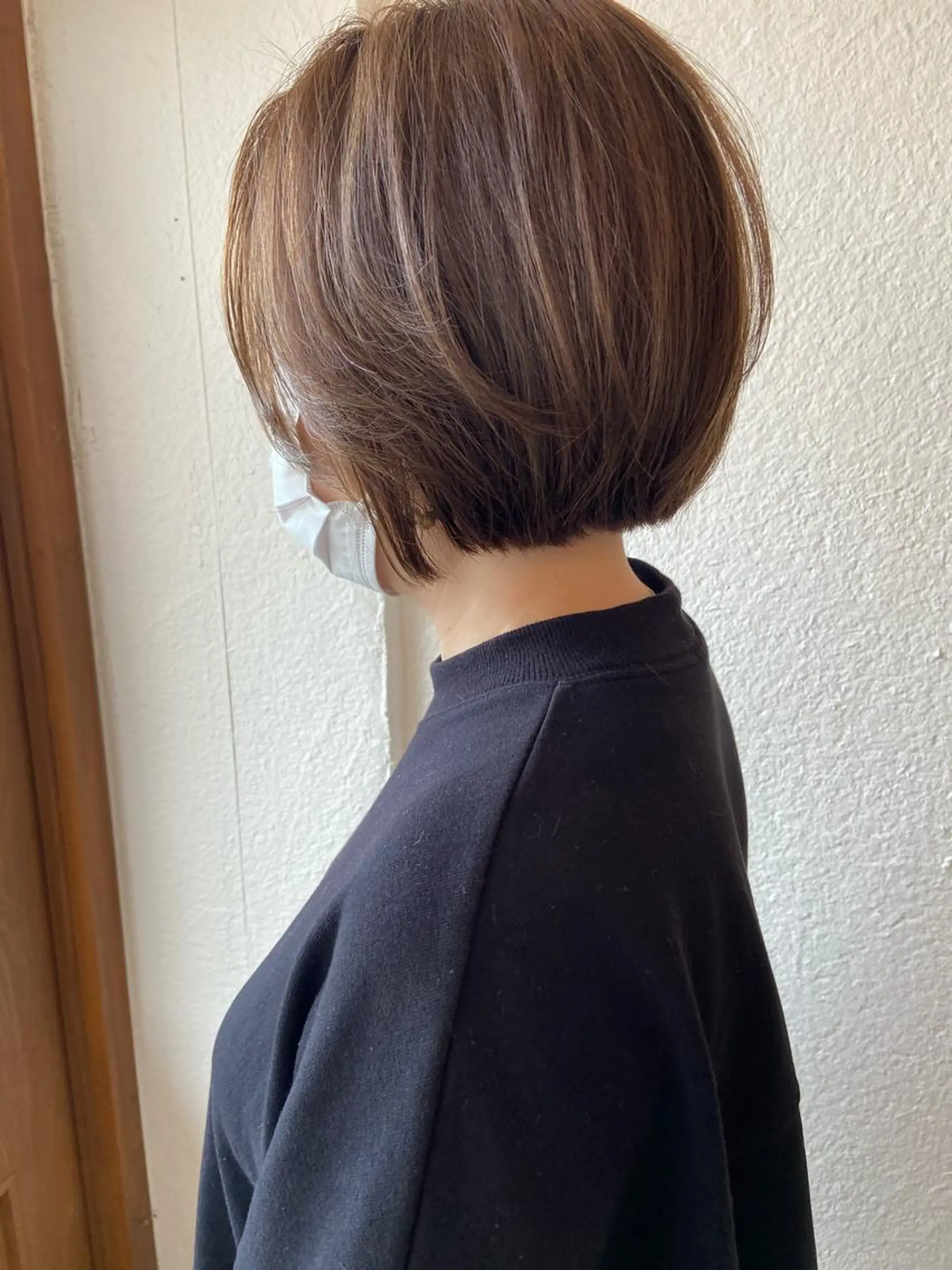 ショート カラー ベージュカラー 透明感カラー ボブ 入江 志穂のヘアスタイル