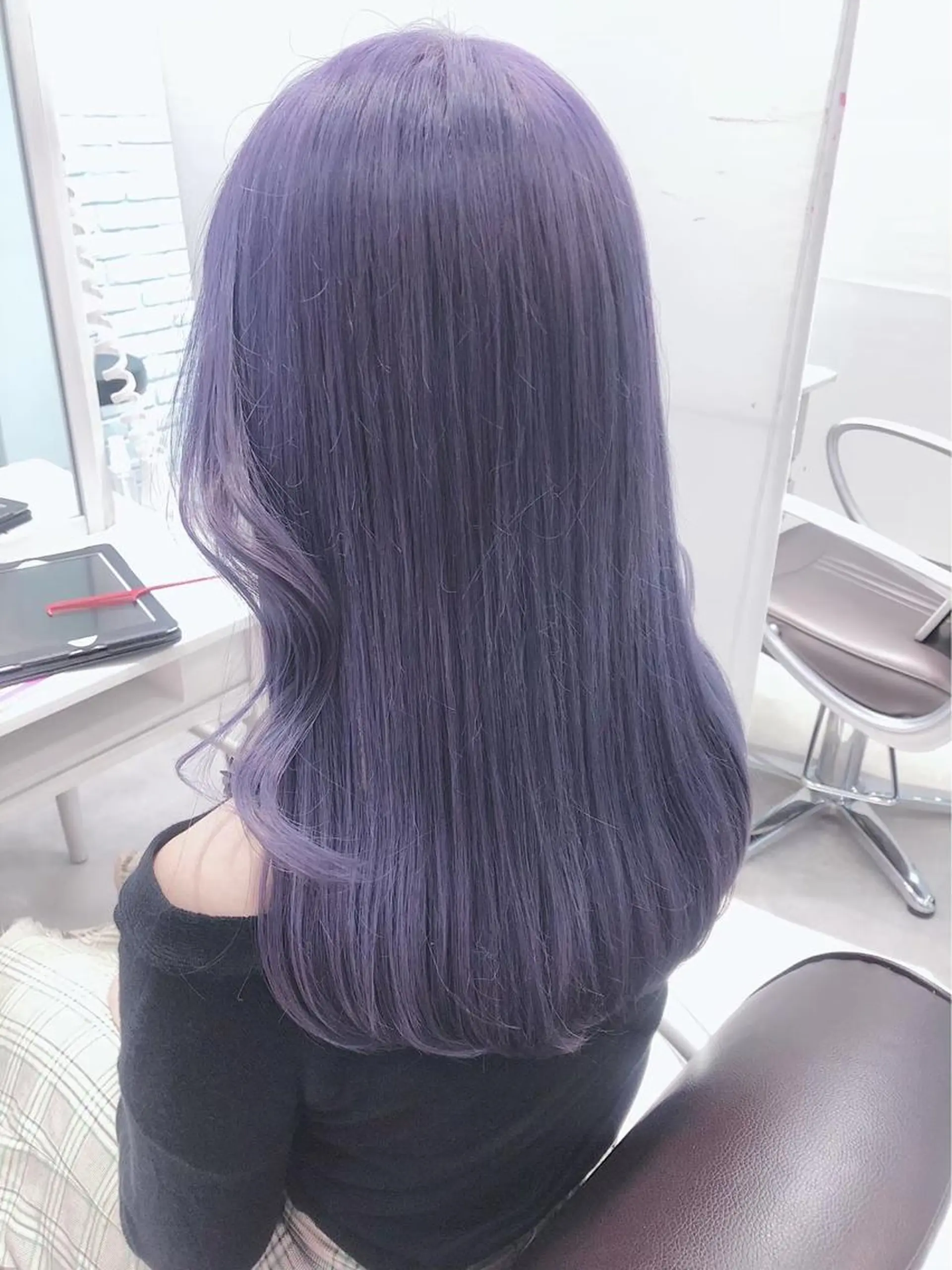 ロング カラー ブリーチ ケアブリーチ ハイトーンカラー ラベンダーカラー カット ヘアカラー トリートメント エクステ ヘアセット 👑高評価多数エク ステ×ハイトーン唯澄のヘアスタイル