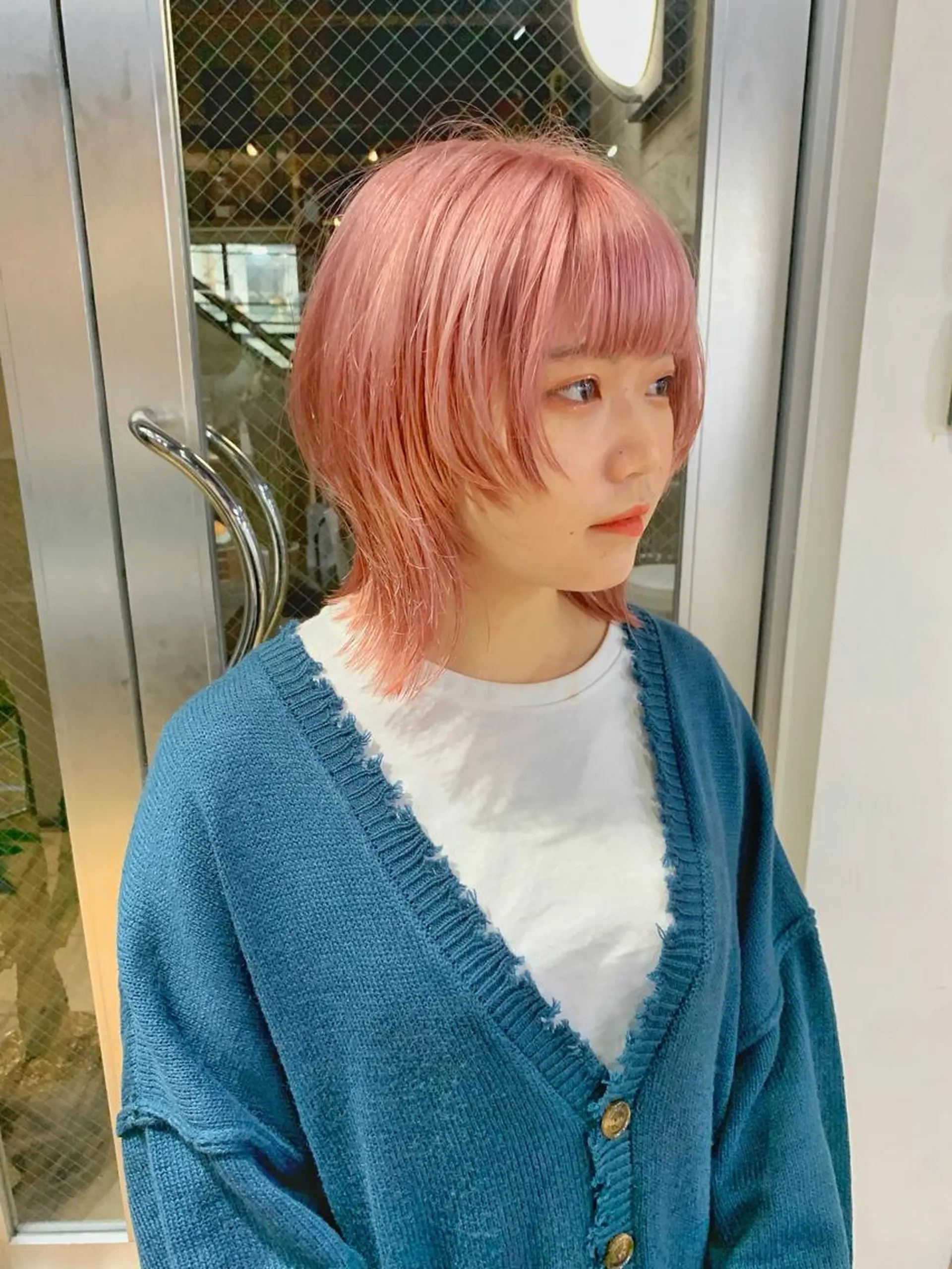 ショート ボブ ウルフカット カット ヘアカラー ハイトーンNo.1✨ パーマ✨イマイタツヤのヘアスタイル
