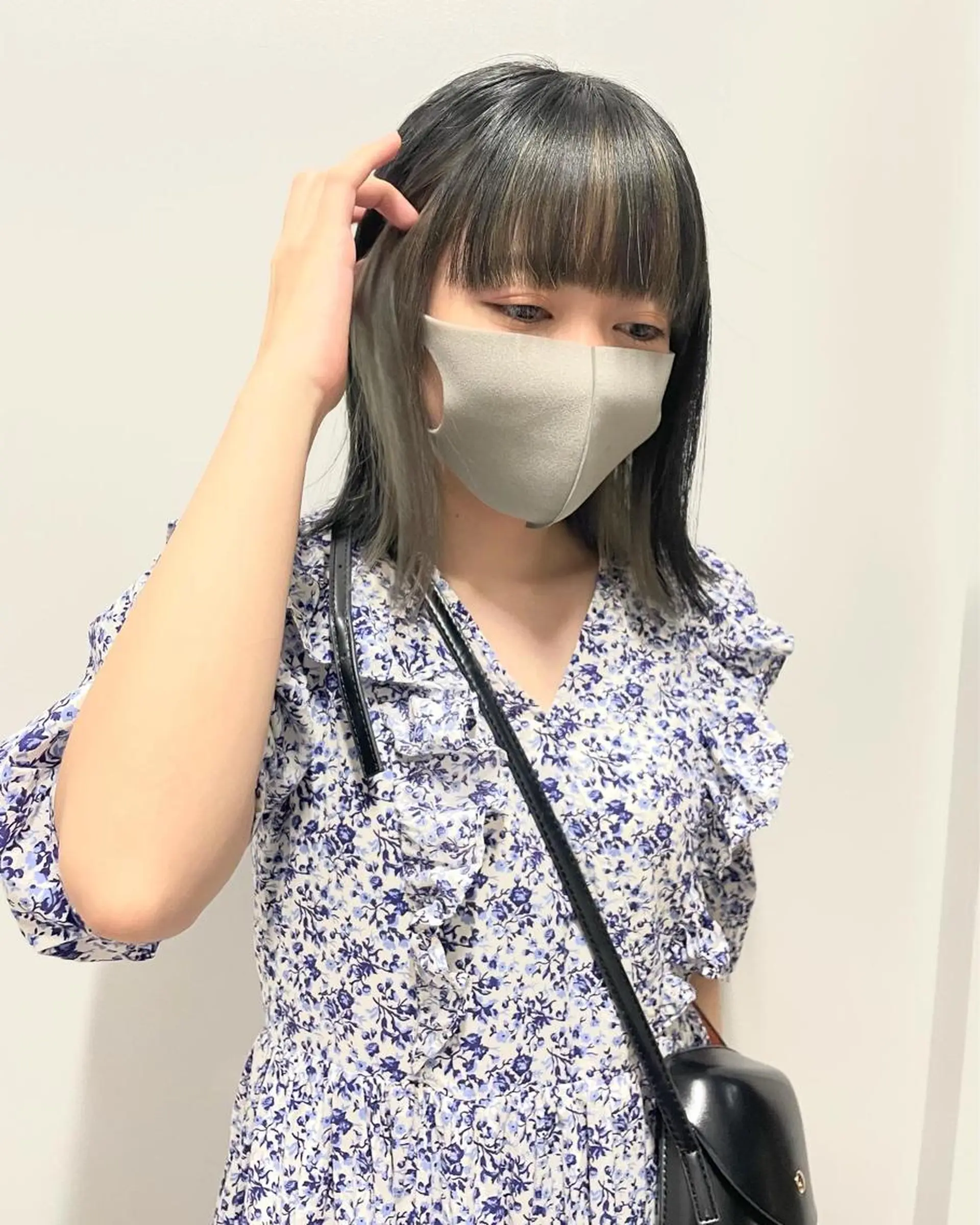ミディアム カラー GRAND OMOTESANDOのヘアスタイル
