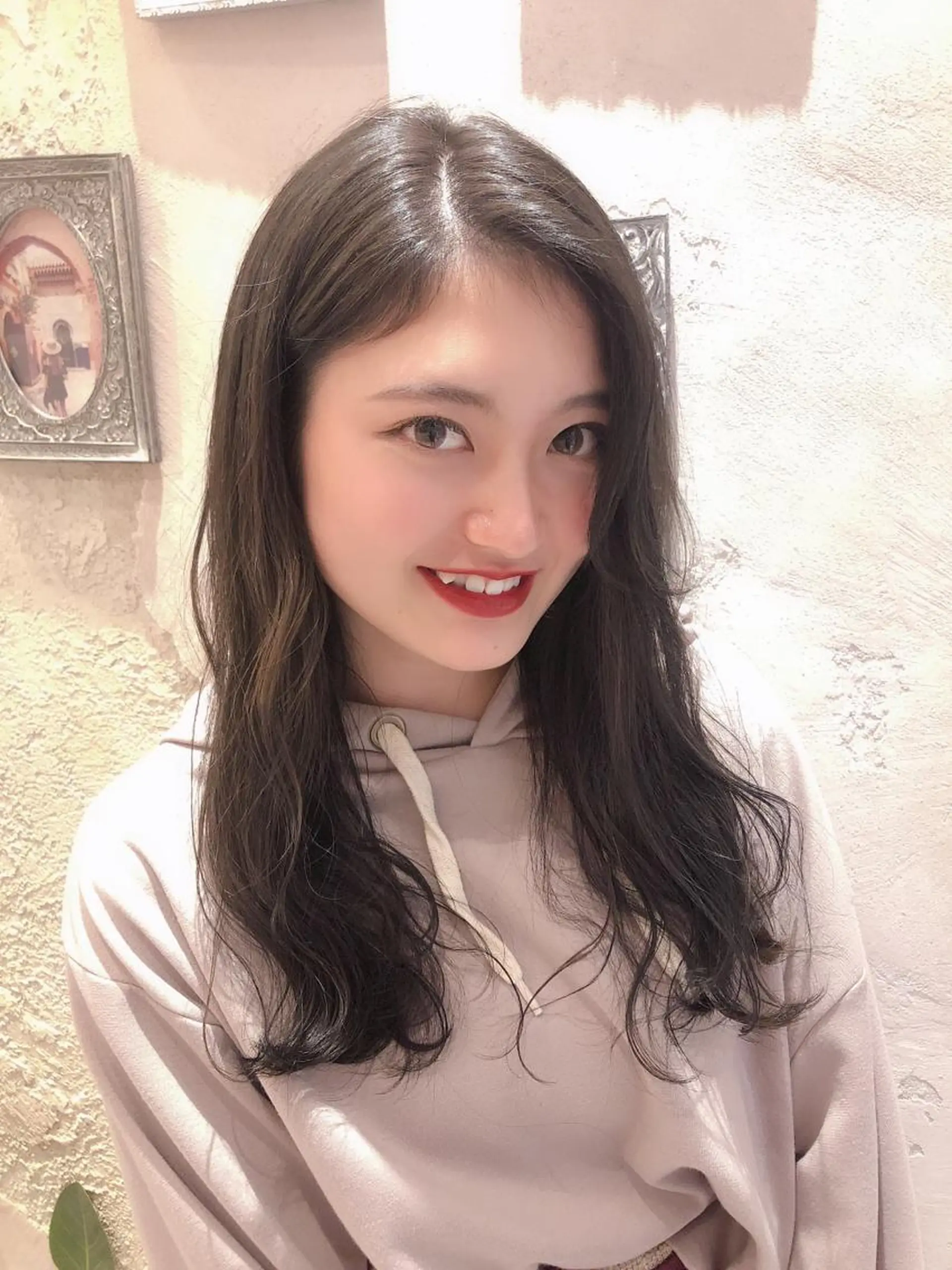 ミディアム アッシュ カット ヘアカラー トリートメント 代表山口ひな 髪質改善のプロのヘアスタイル