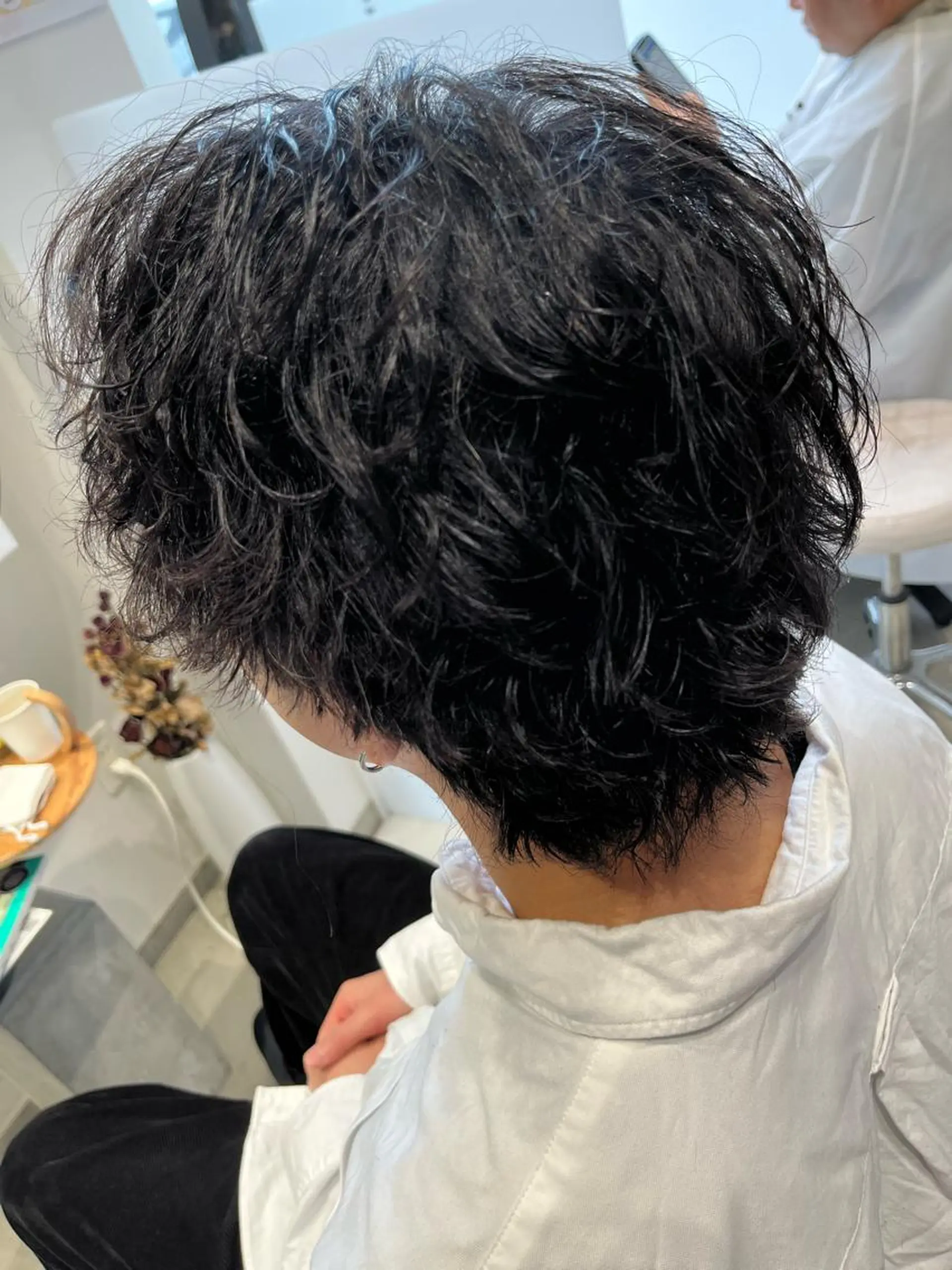 ショート パーマ メンズ メンズパーマ メンズウルフカット ウルフカット APREKO RIKUのヘアスタイル