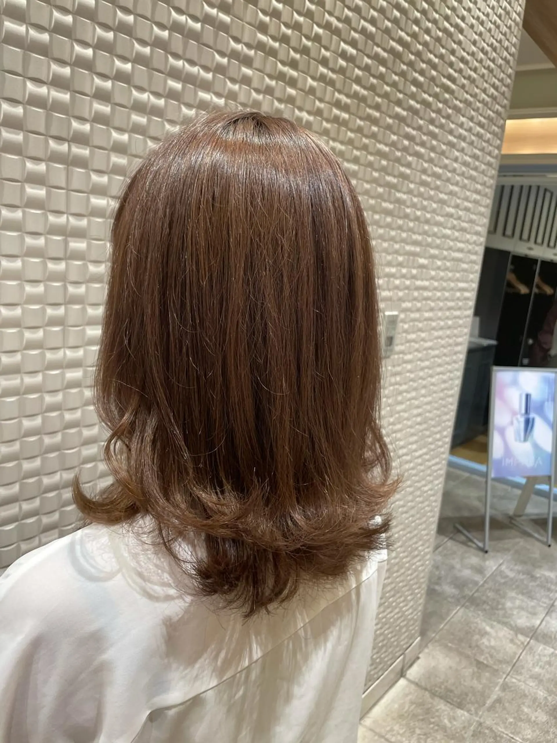 ミディアム カラー シャドールーツ美容師 篠原康太のヘアスタイル