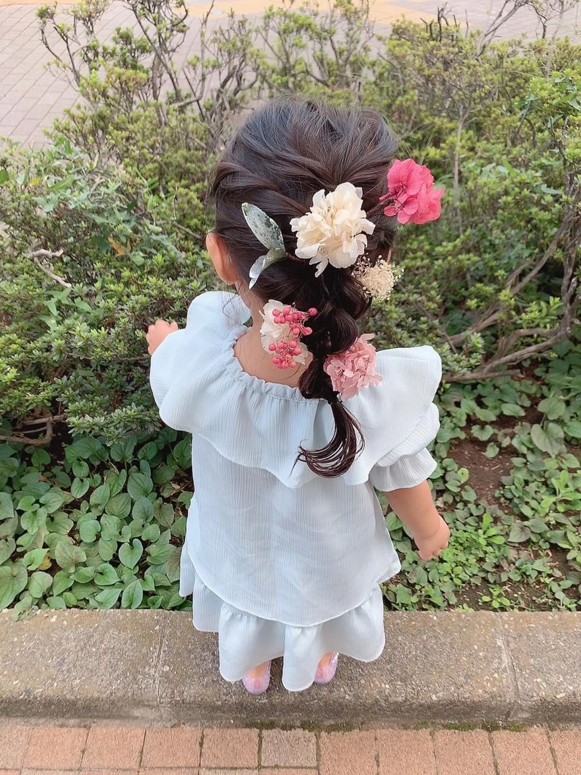 3歳の女の子アレンジ ラプンツェル風編みおろしスタイル♡ 長さ