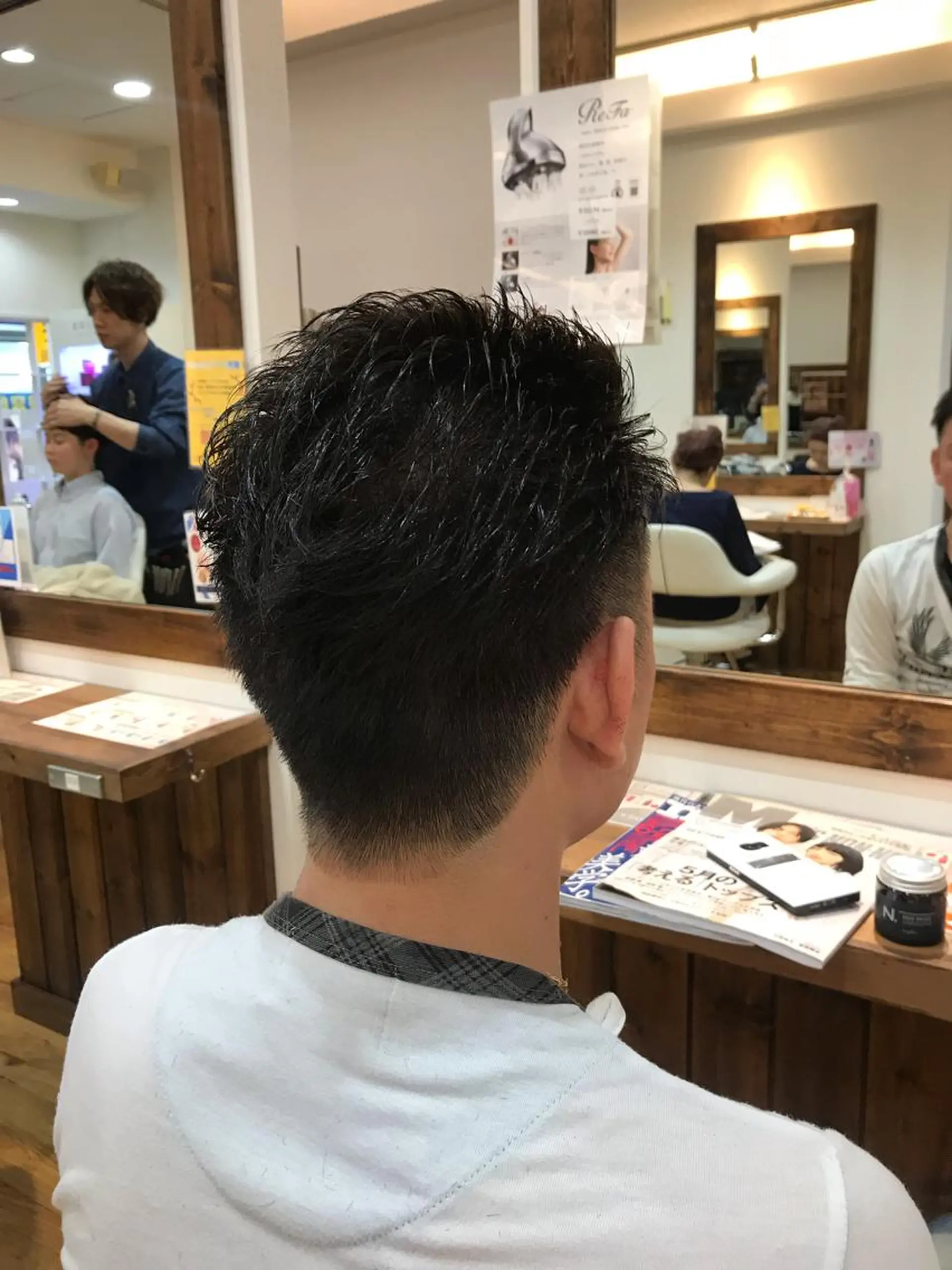 ショート メンズ 刈り上げ ベリショディレクター 小野 健太郎のヘアスタイル