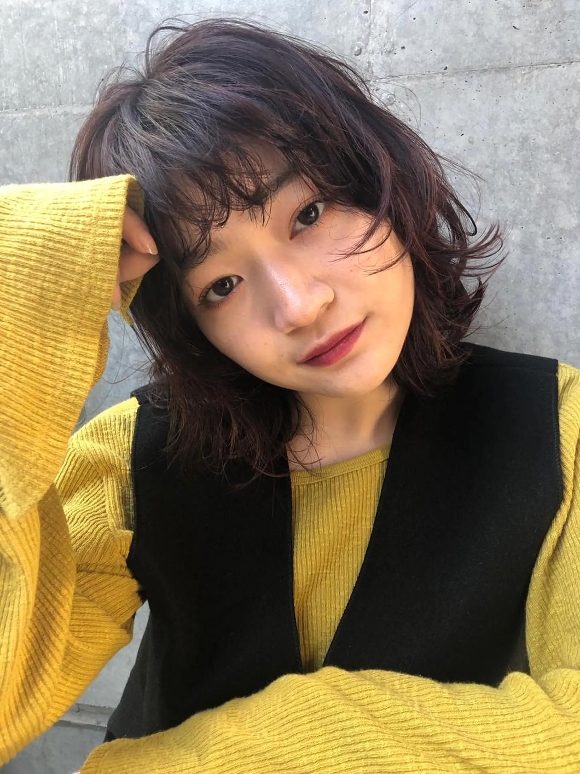プレイングカラー🤍 細めハイライトのヘアスタイル