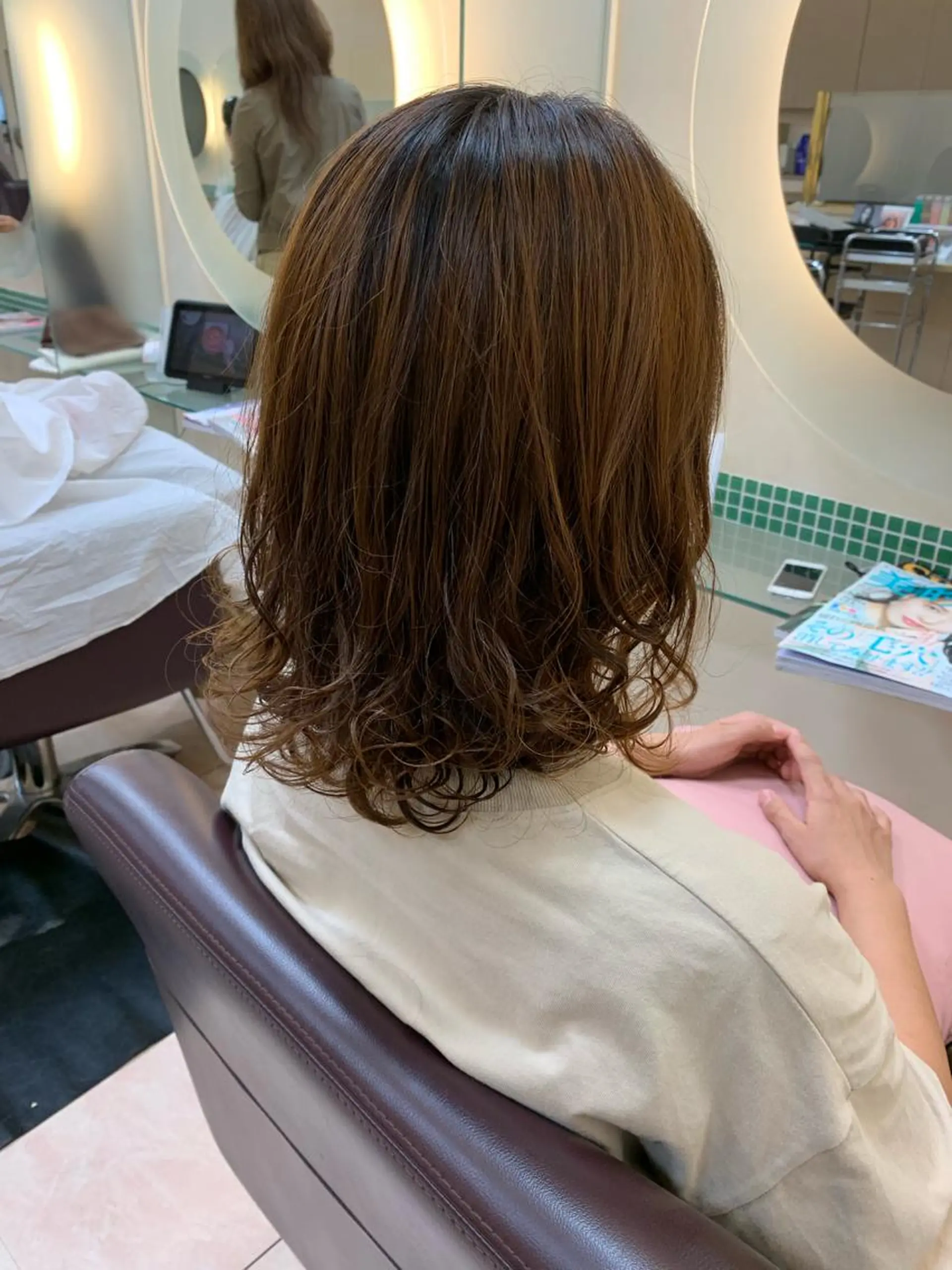 ミディアム パーマ サンテヴィスタ　本八幡店所属・中根　いち 美髪を作るプロのヘアスタイル