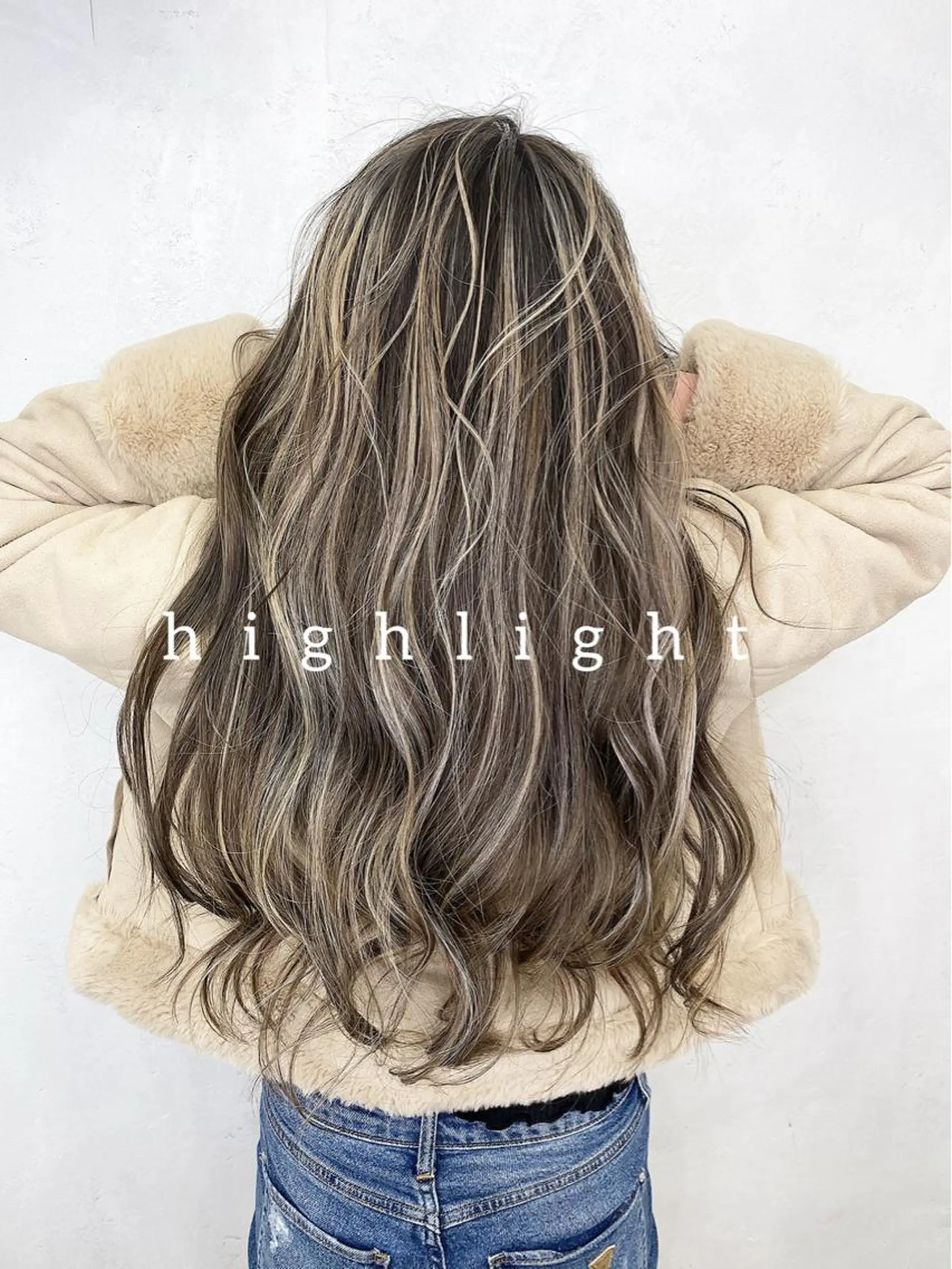 ロング カラー ハイライトカラー ハイライト トリートメント ヘアカラー まお♡レイヤーカット 耳ツボジュエリーのヘアスタイル