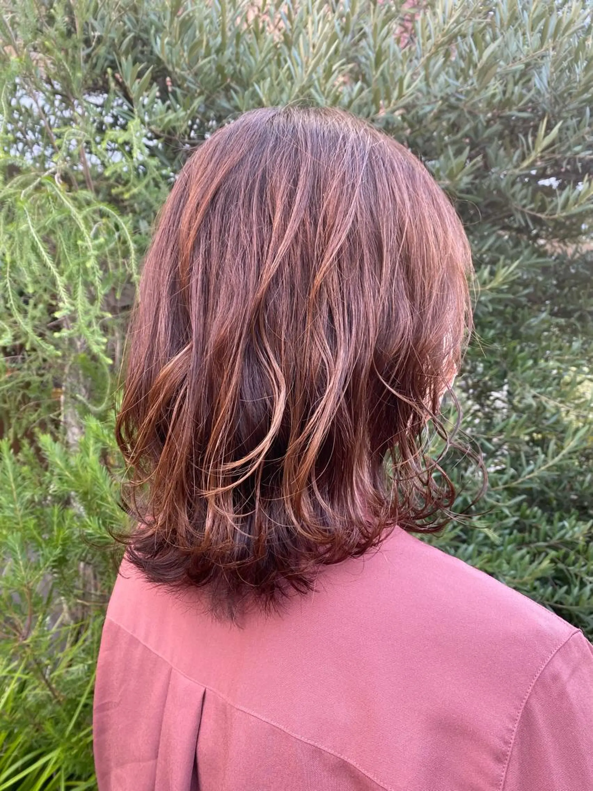 ミディアム カラー ヘアアレンジ BELLA阿部野 TOMOMIのヘアスタイル