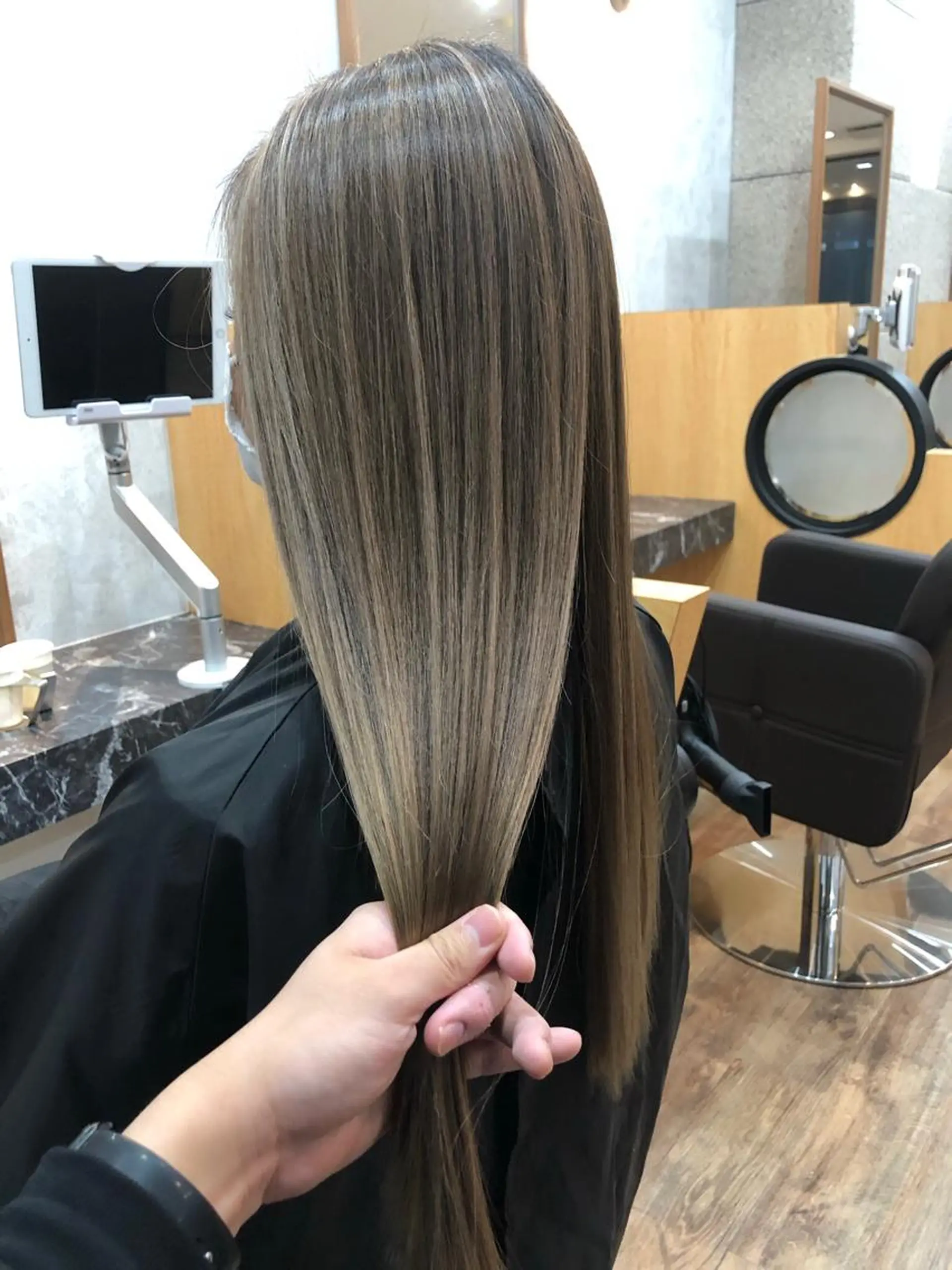 ロング カラー olino 【オリノ】西田辺のヘアスタイル