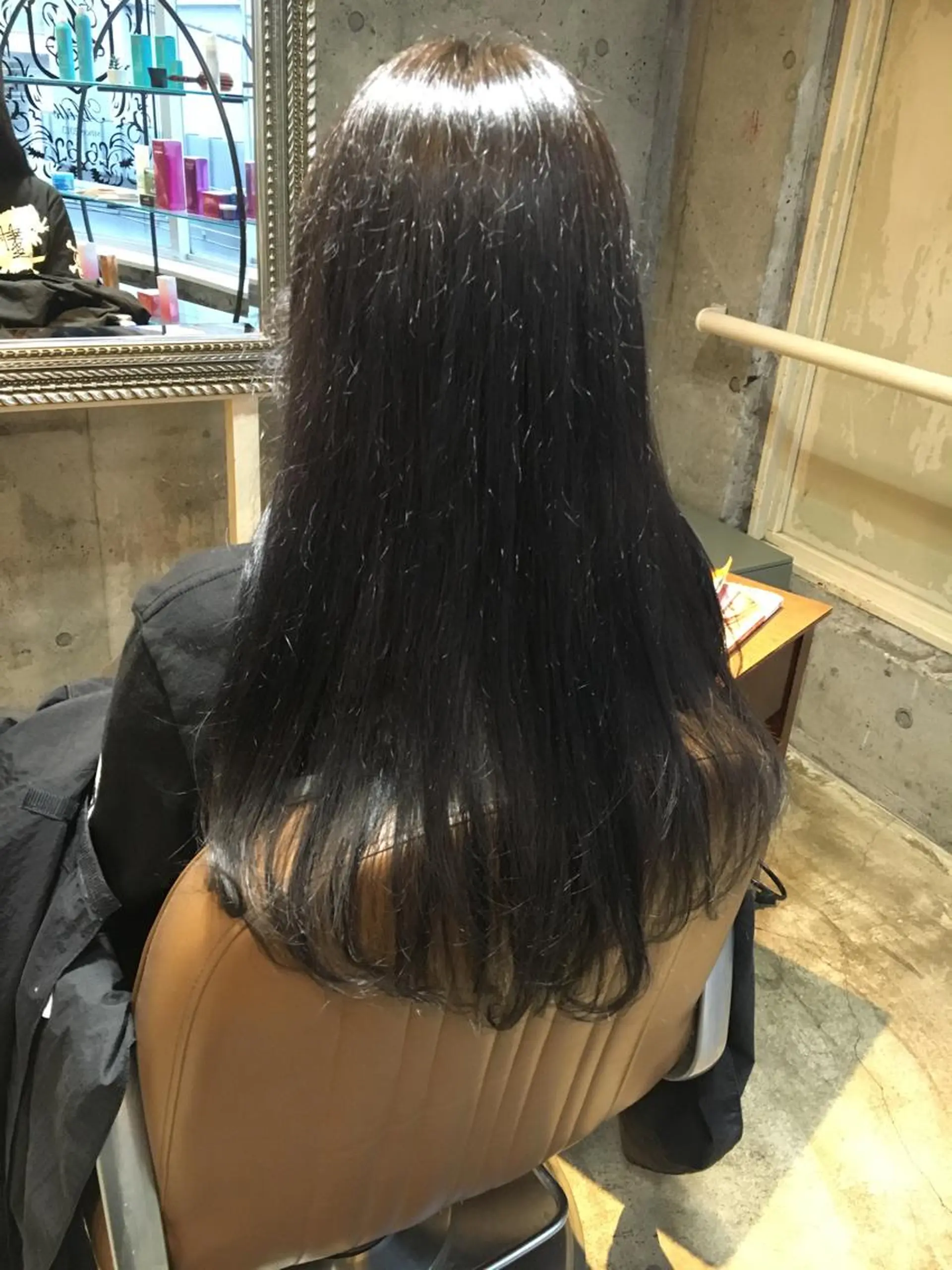 ロング カラー ダークグレー ダークグレージュ グレージュ 北條 優輝のヘアスタイル