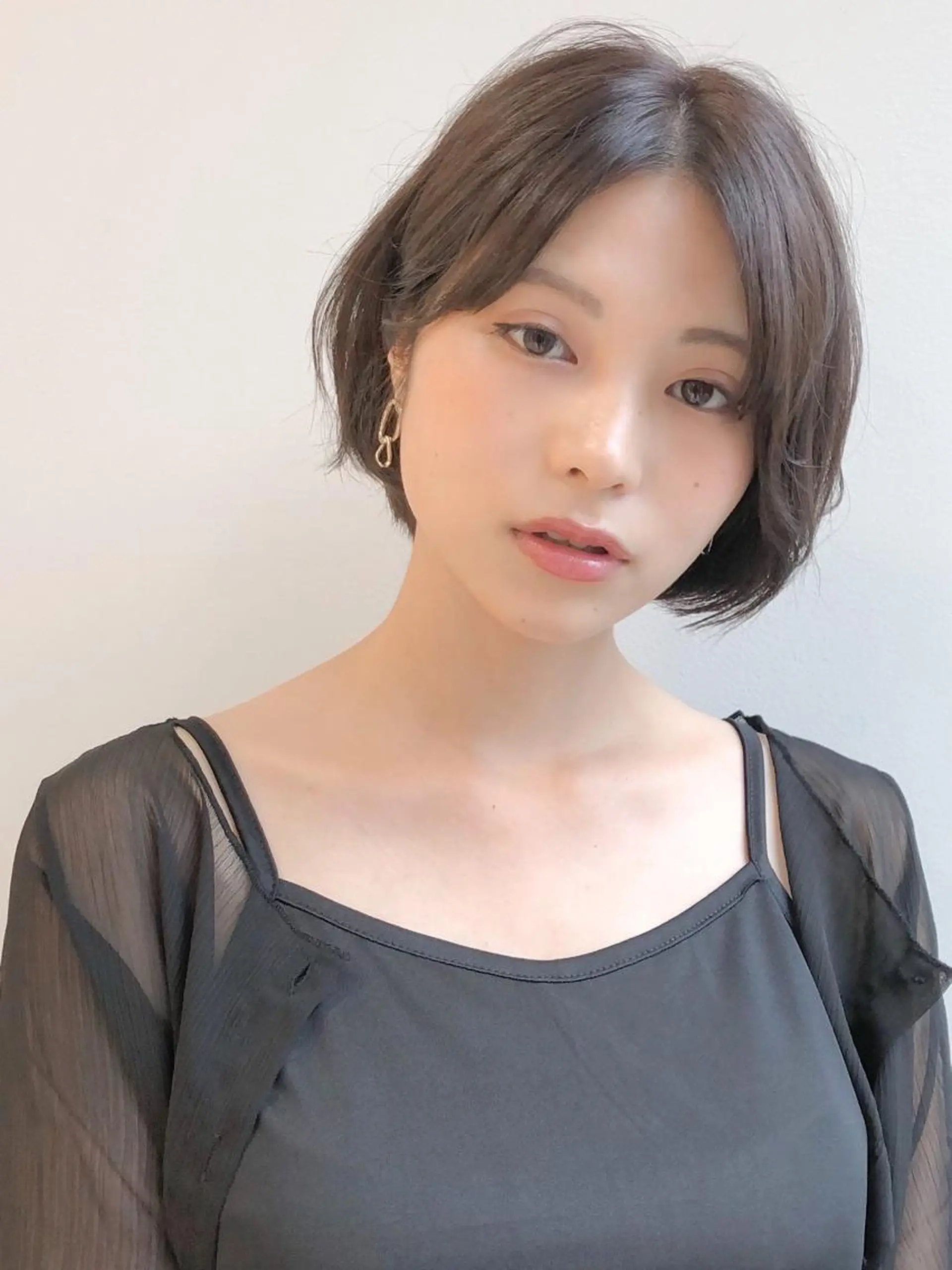 ミディアム ボブ 佐藤 侑哉のヘアスタイル