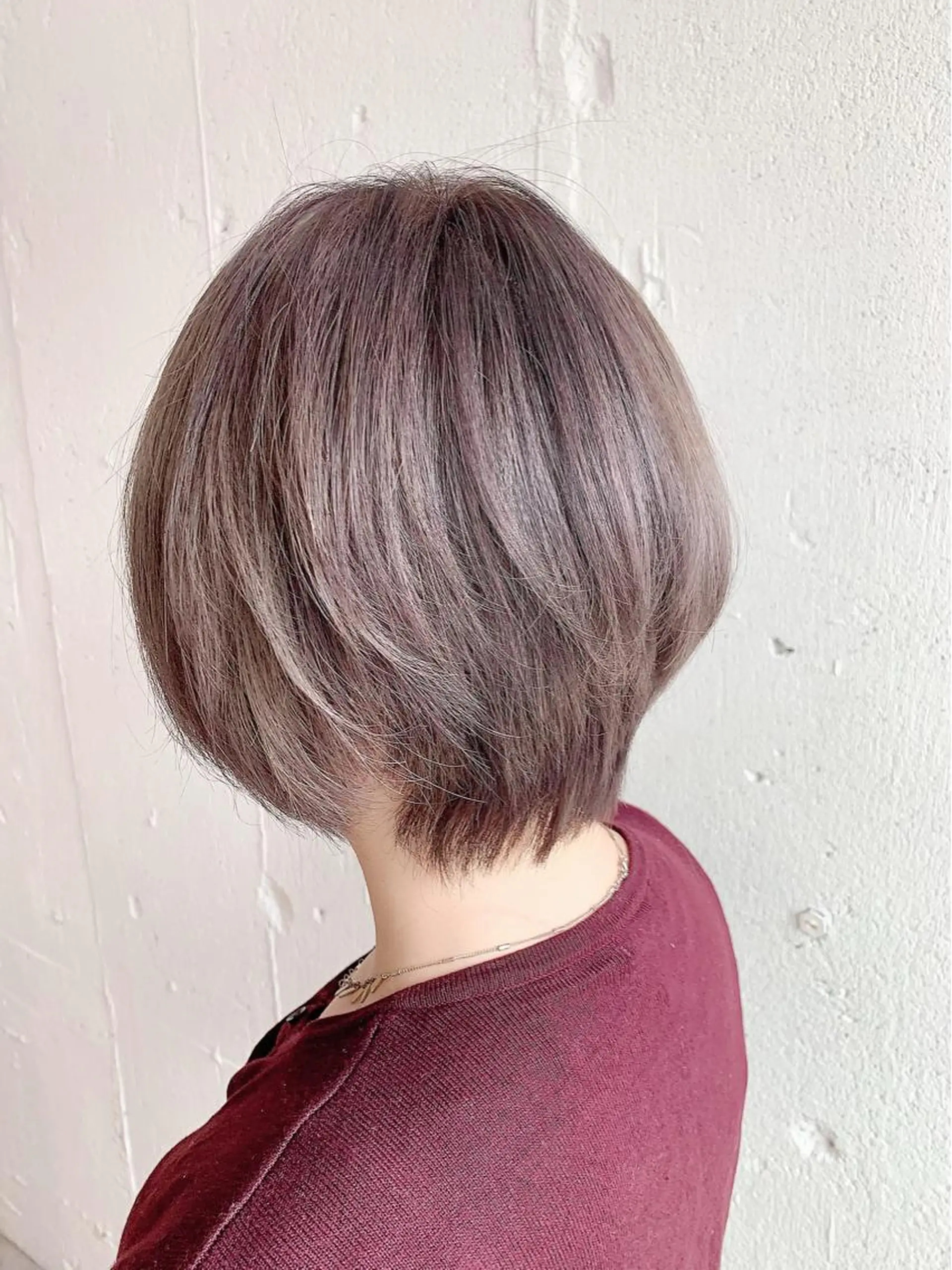 ショート カラー グレージュ ハイトーンカラー ラベンダーカラー ラベンダーグレージュ ラベンダーグレー カット ヘアカラー トリートメント 💛丁寧さNo.🥇 🧸片山智裕💛のヘアスタイル
