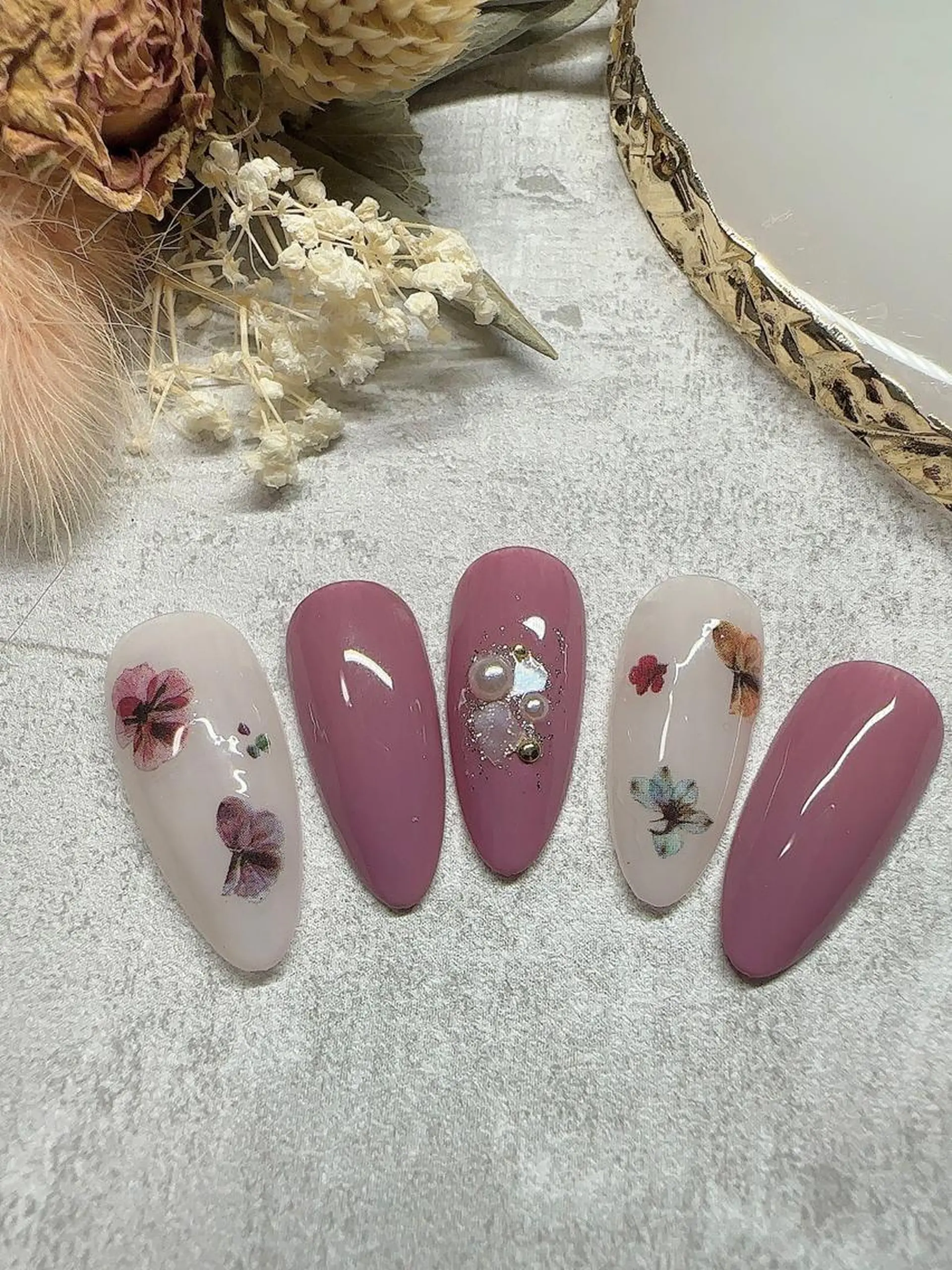 ネイル ハンドネイル ハンドケア AKI ♥︎のネイルデザイン