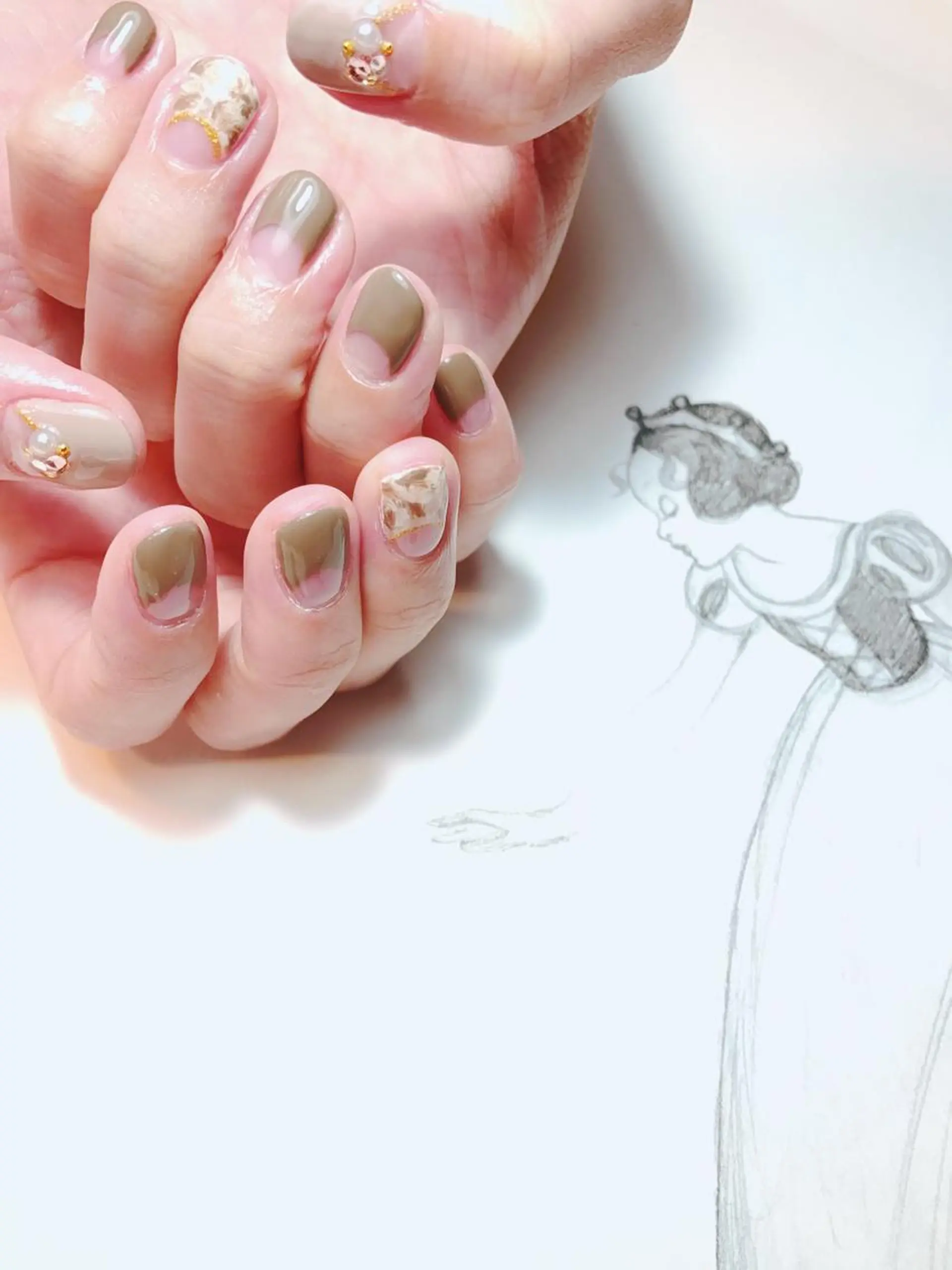 ネイル フレンチネイル 逆フレンチ owlnail /持込みデザイン専門のネイルデザイン