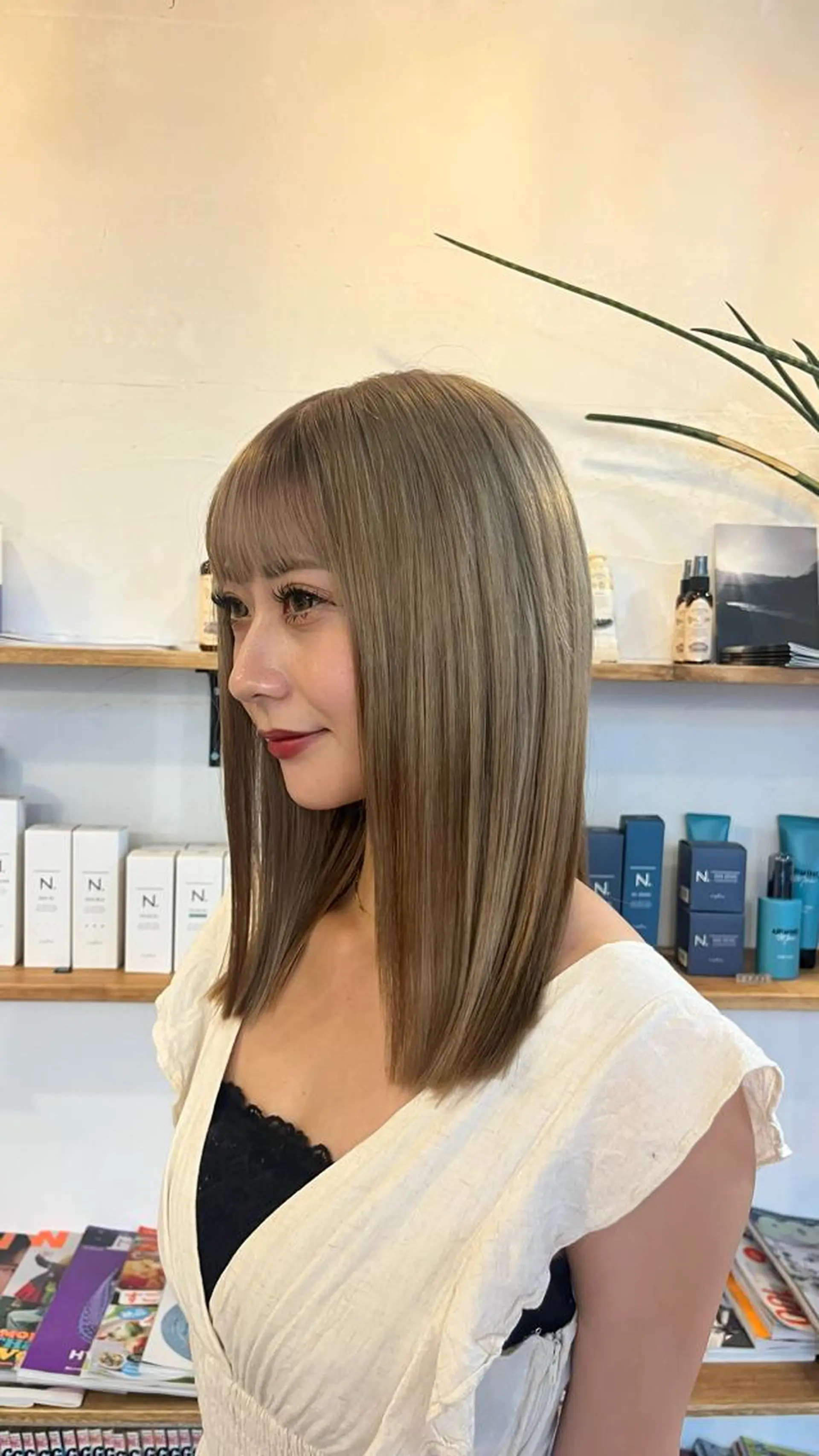 ミディアム カラー ヘアカラー トリートメント reika 🩰のヘアスタイル
