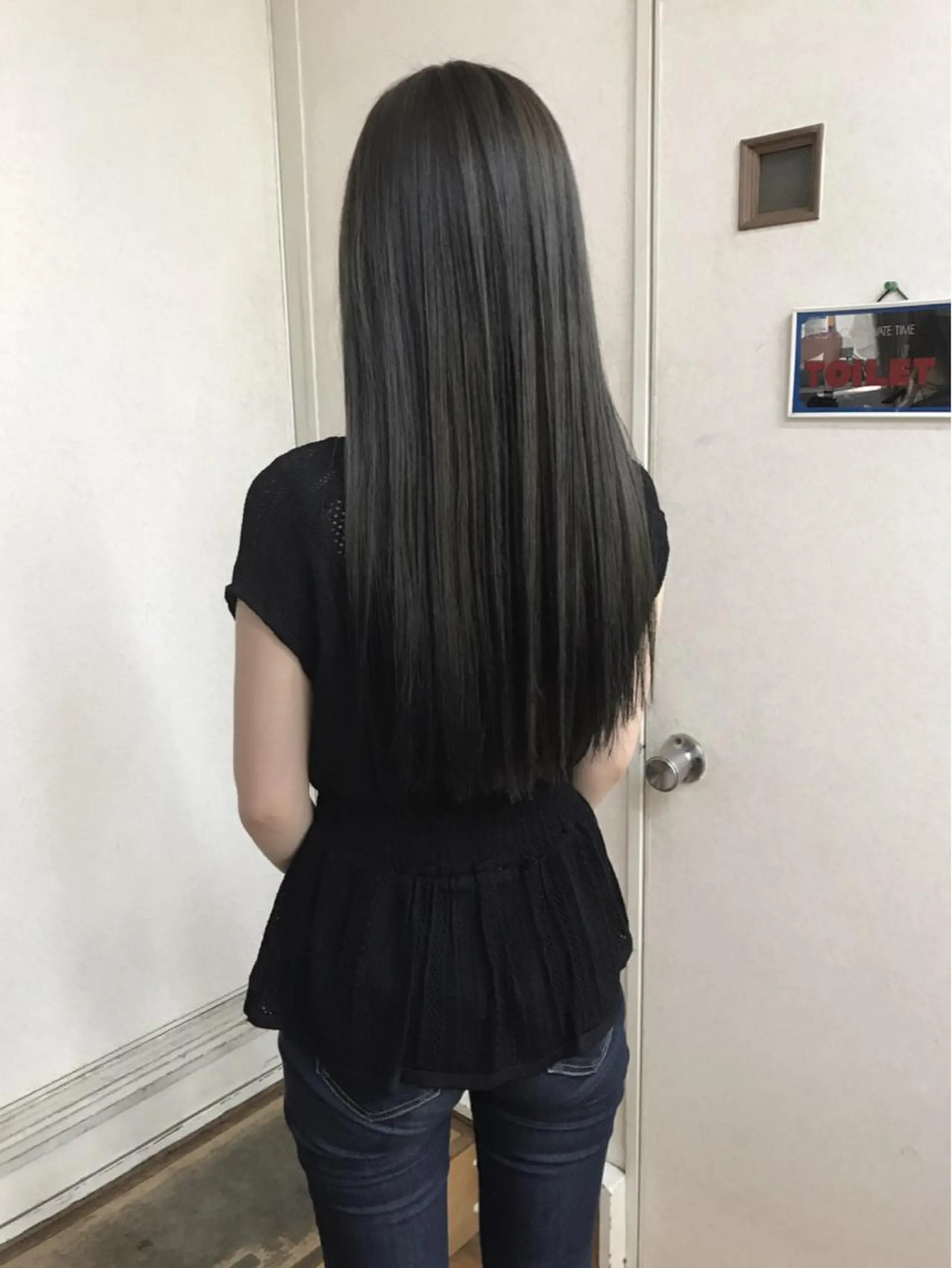 ロング カラー マツエク・マツパ グレージュ ハイライトカラー 外国人風カラー ハイライト カット ヘアカラー BOB所属・三輪 太一のヘアスタイル