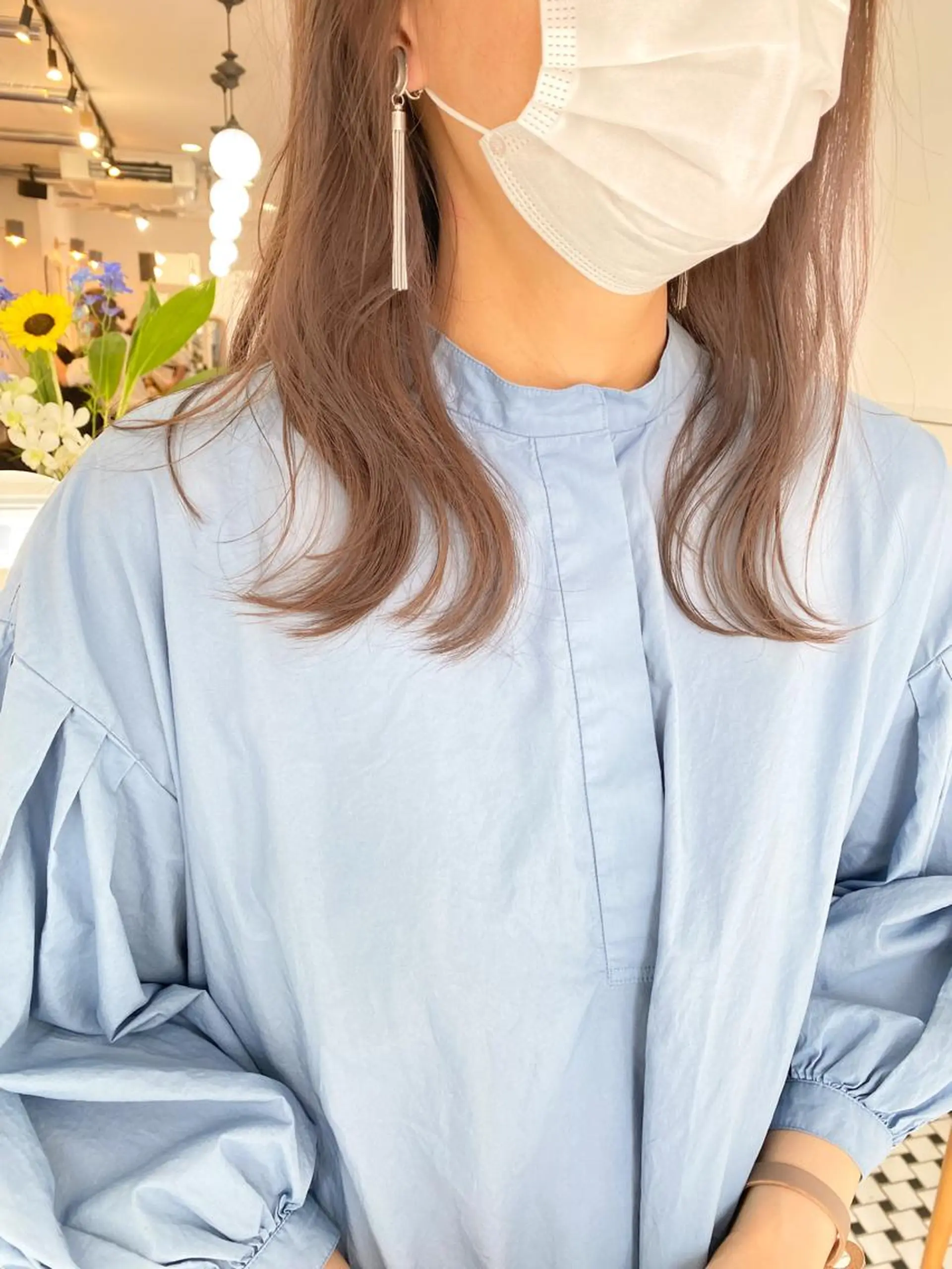 セミロング カラー カット ヘアカラー トリートメント 顔周りレイヤー/韓国 ブリーチminamiのヘアスタイル