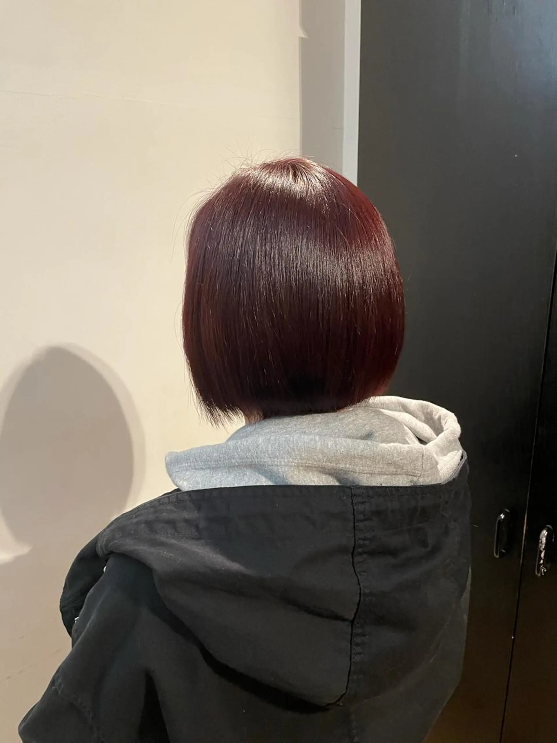 ショート カラー レッドカラー バイオレットカラー ⚜️志村 哲也⚜️のヘアスタイル