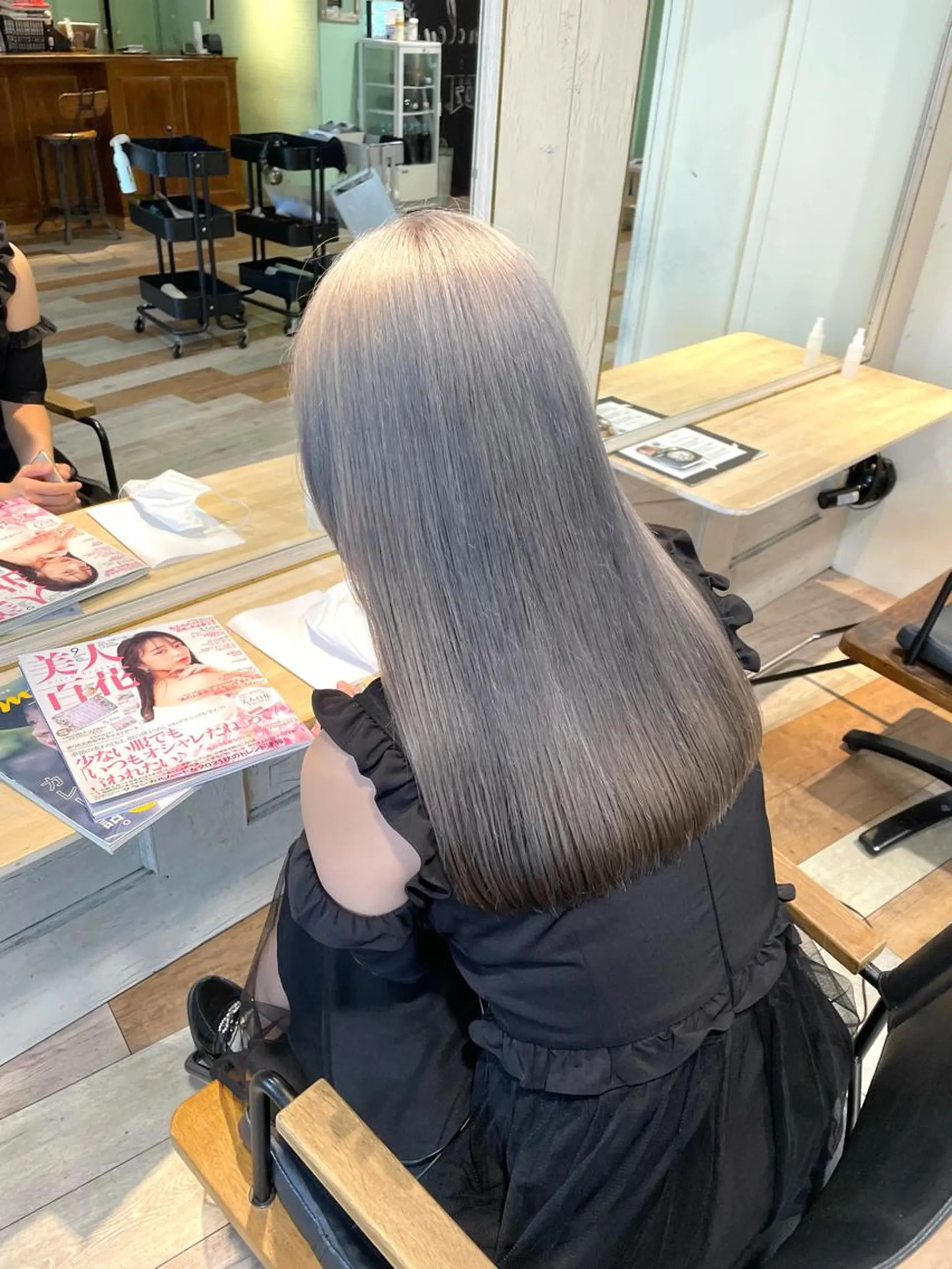 ミディアム カラー パーマ ヘアアレンジ メンズ キッズ ネイル マツエク・マツパ メンズブリーチ メンズハイトーン ブリーチ ケアブリーチ ハイトーンカラー ヘアカラー トリートメント AUSTIN所属・🌿丁寧なカウンセリ ング/Naoki🌿のヘアスタイル