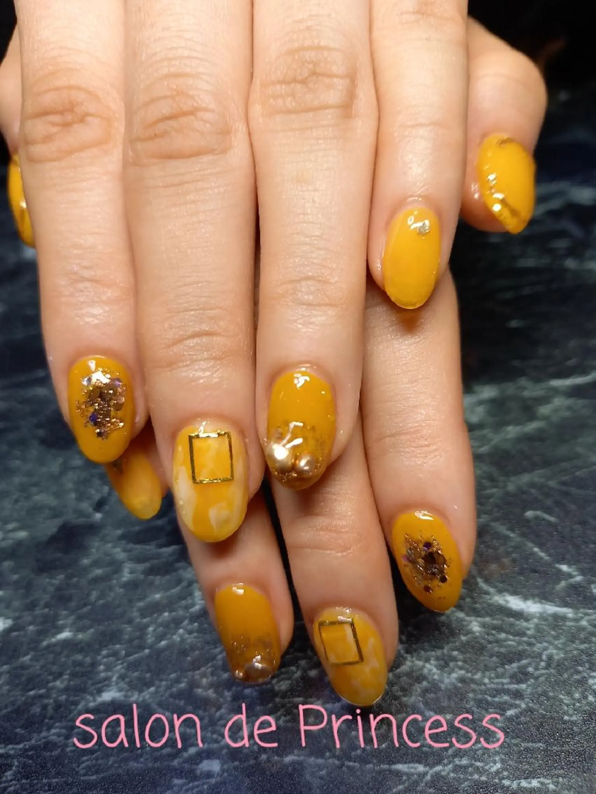 ネイル salon de Princess所属・salon de  Princessのネイルデザイン