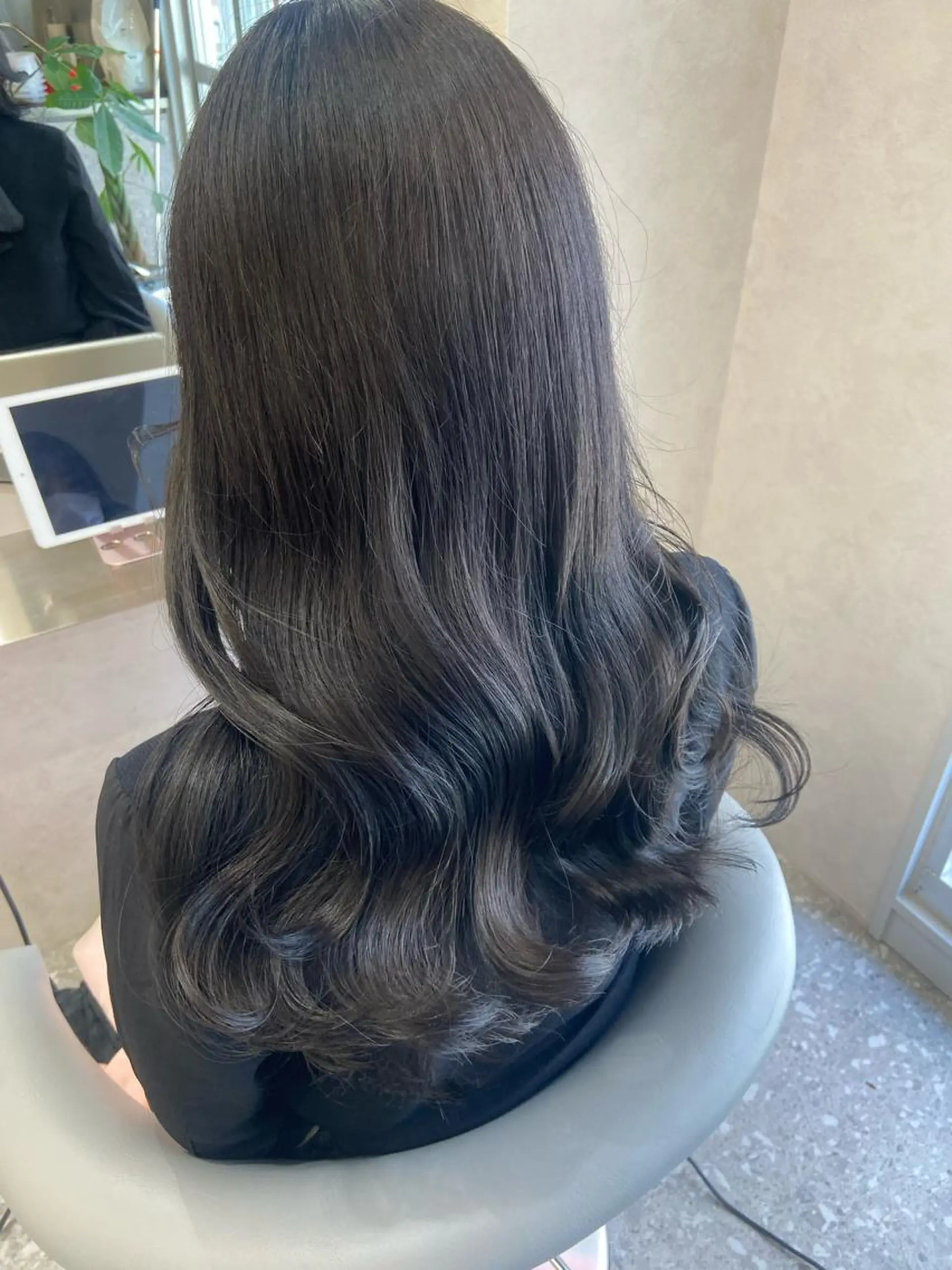 ロング くびれヘア 韓国風ヘア 新宿/韓国ヘア 中明度カラー/かやのヘアスタイル