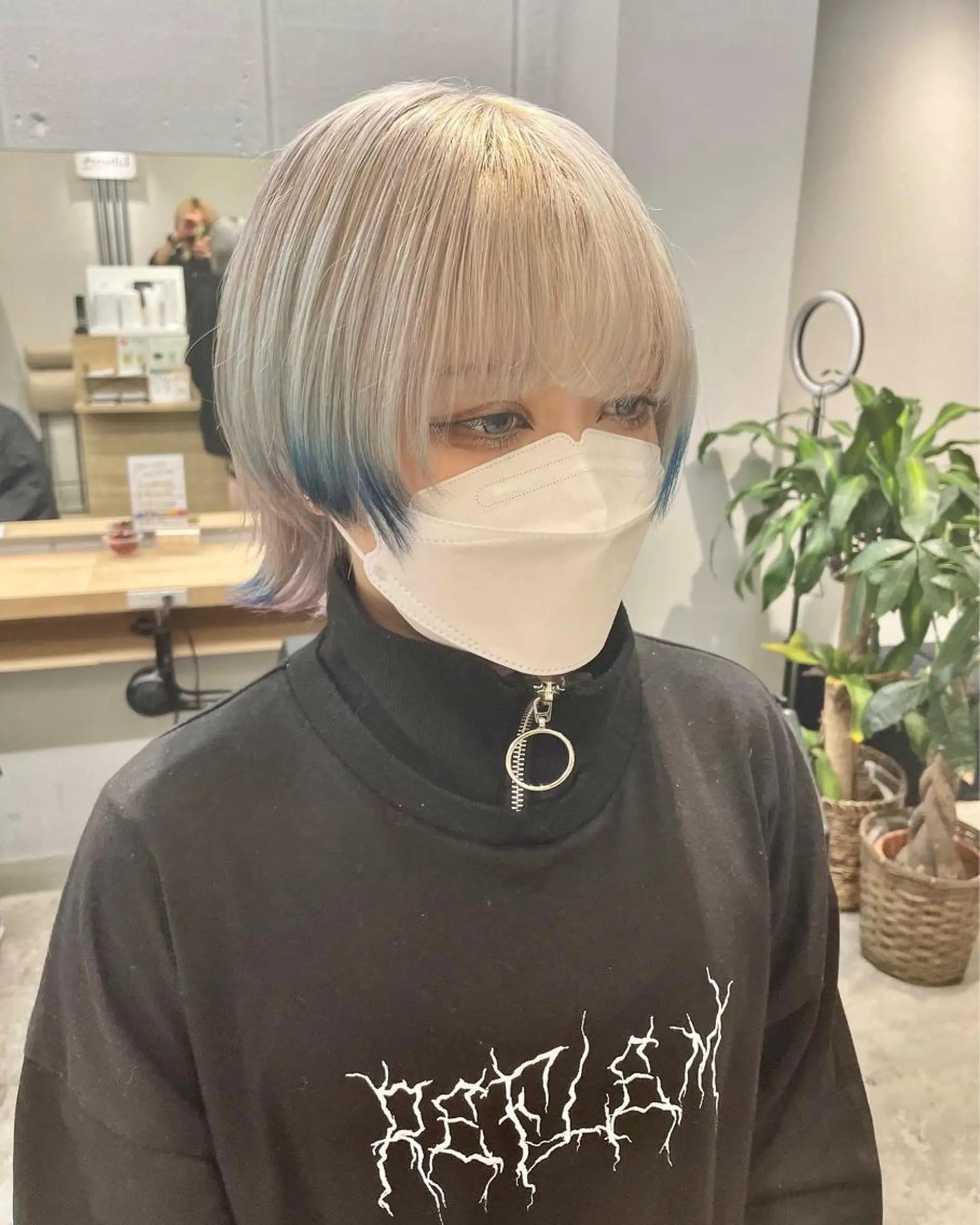 ショート カット SAEKI【ior 】北千住店ブリーチのヘアスタイル