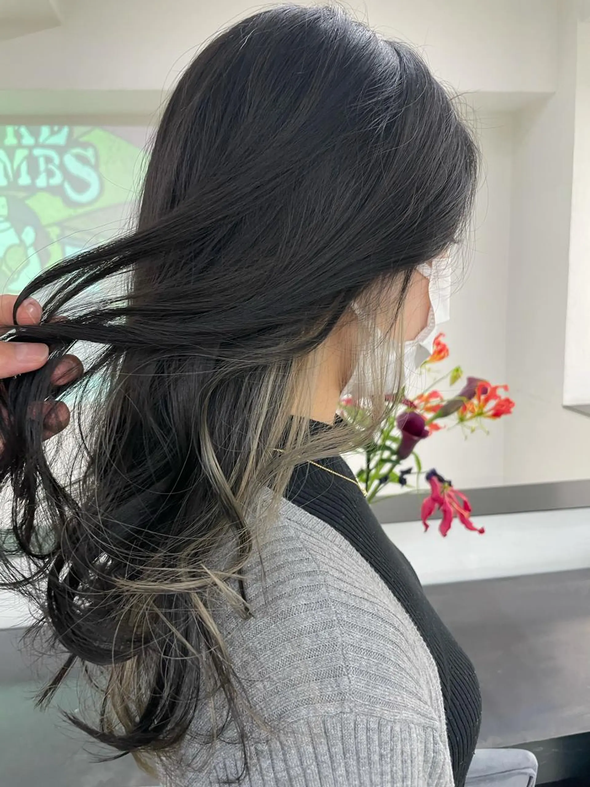 ロング カラー ベージュカラー ブリーチ ケアブリーチ インナーカラー トリートメント レイヤーカット💖 Kaedeのヘアスタイル