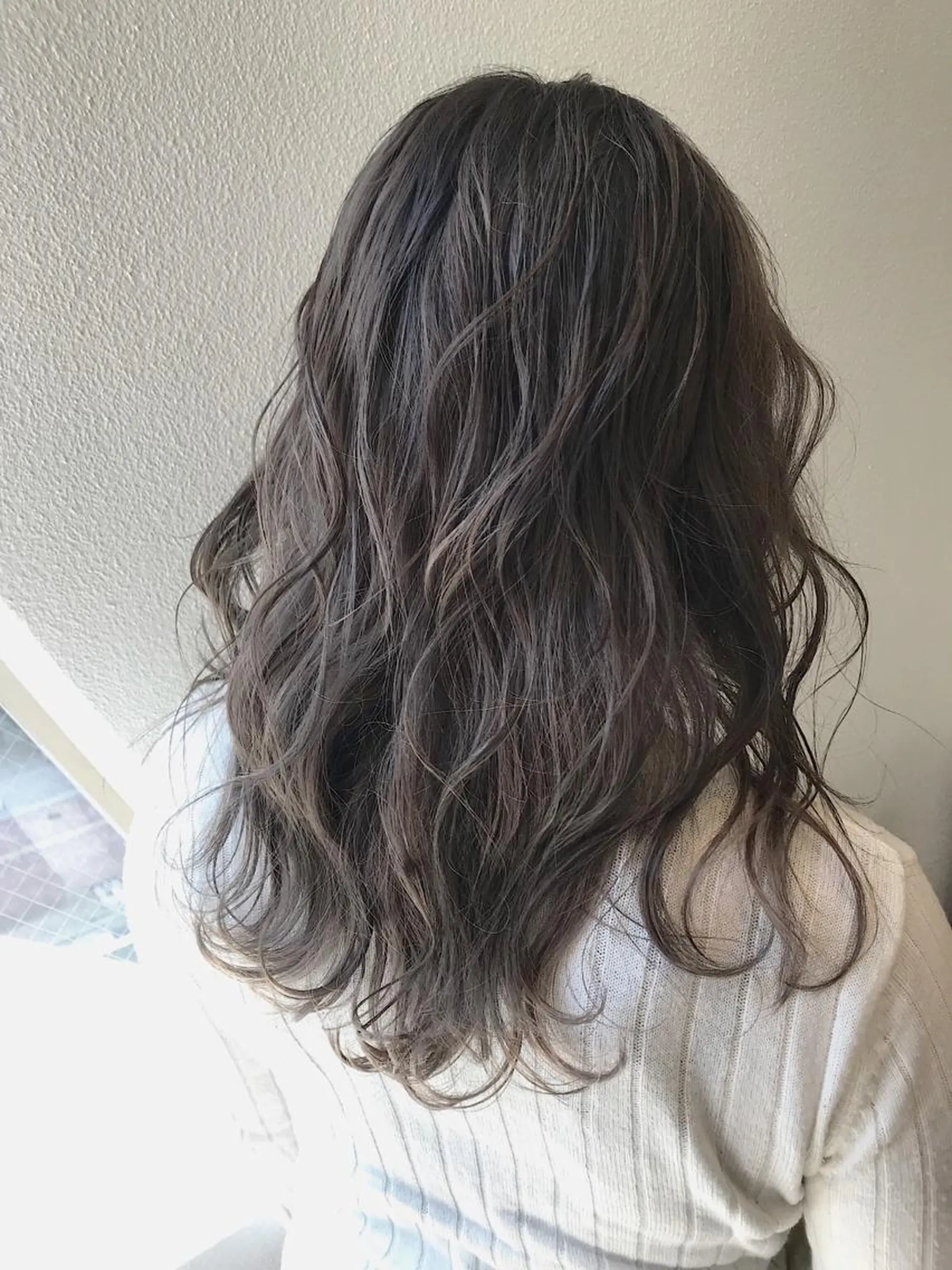 セミロング カラー シルバー ヘアカラー トリートメント lani 天神大名/ブリーチのヘアスタイル