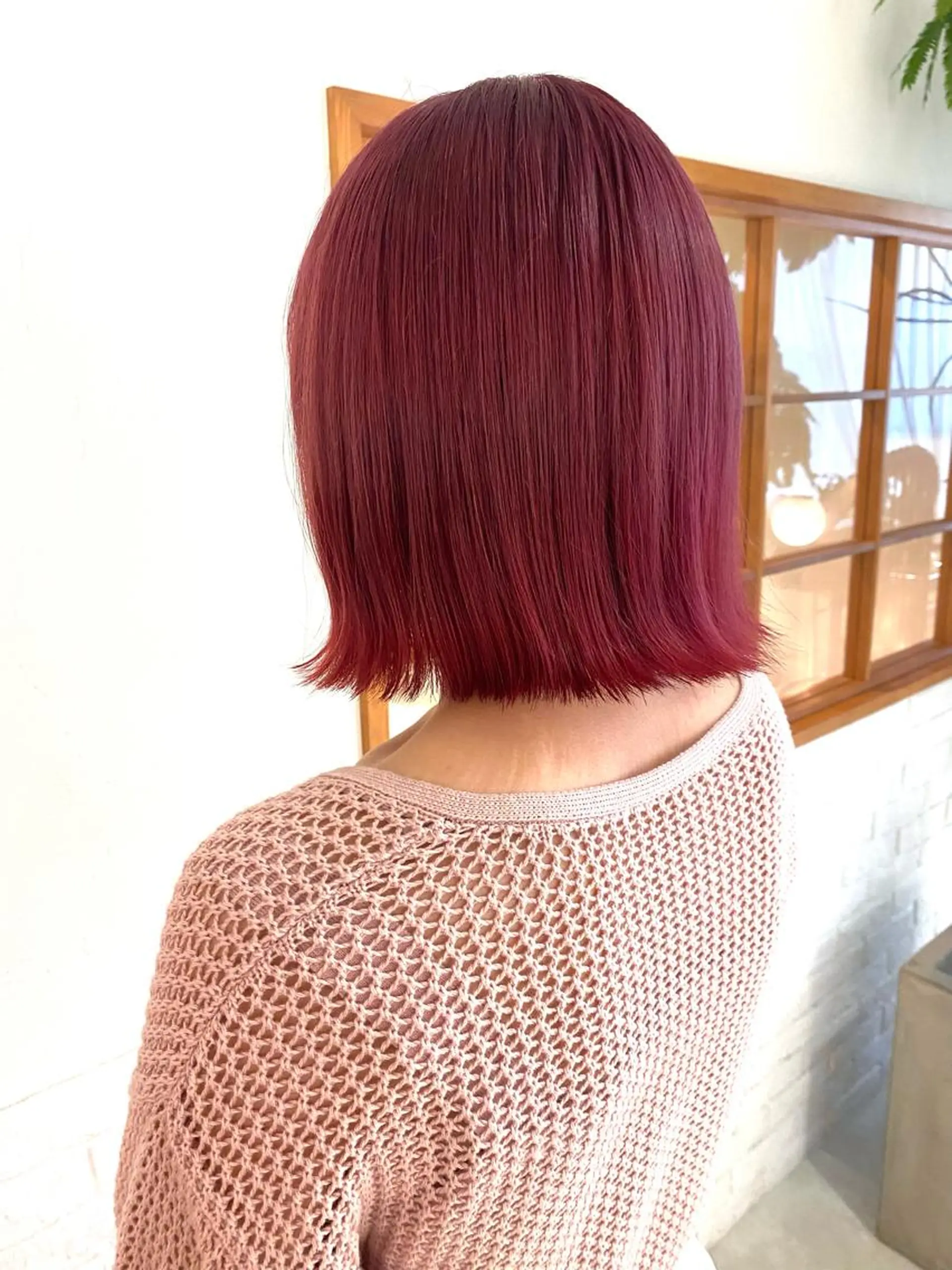 ミディアム カラー ダブルカラー ピンクカラー レッドカラー カット ROY所属・布野 花奈海のヘアスタイル