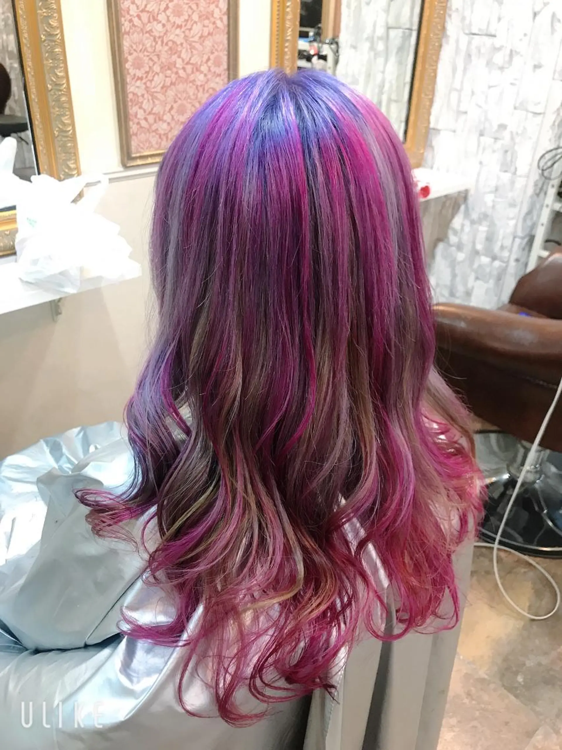 ロング カラー オーストヘアー ミコ所属・岩谷/ブリーチ 🫧透明感カラーのヘアスタイル