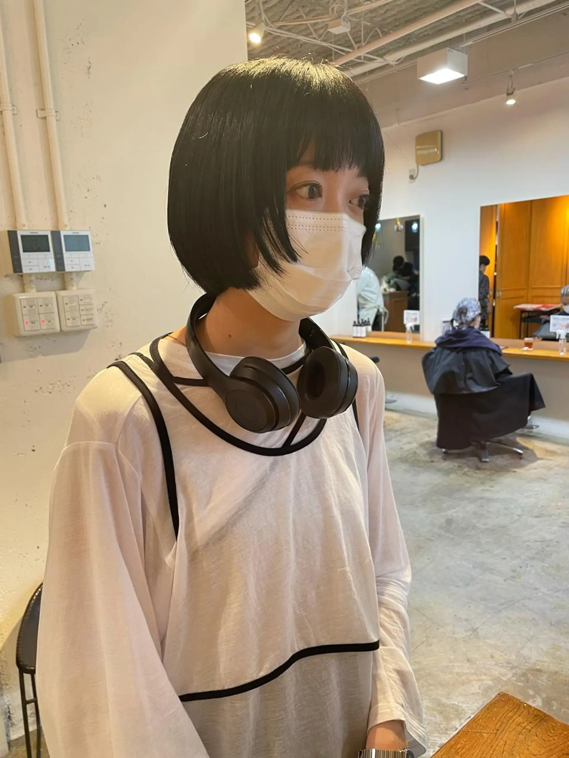 ショート ボブ カット トリートメント MIOベージュカラー 柔らかいカラーのヘアスタイル