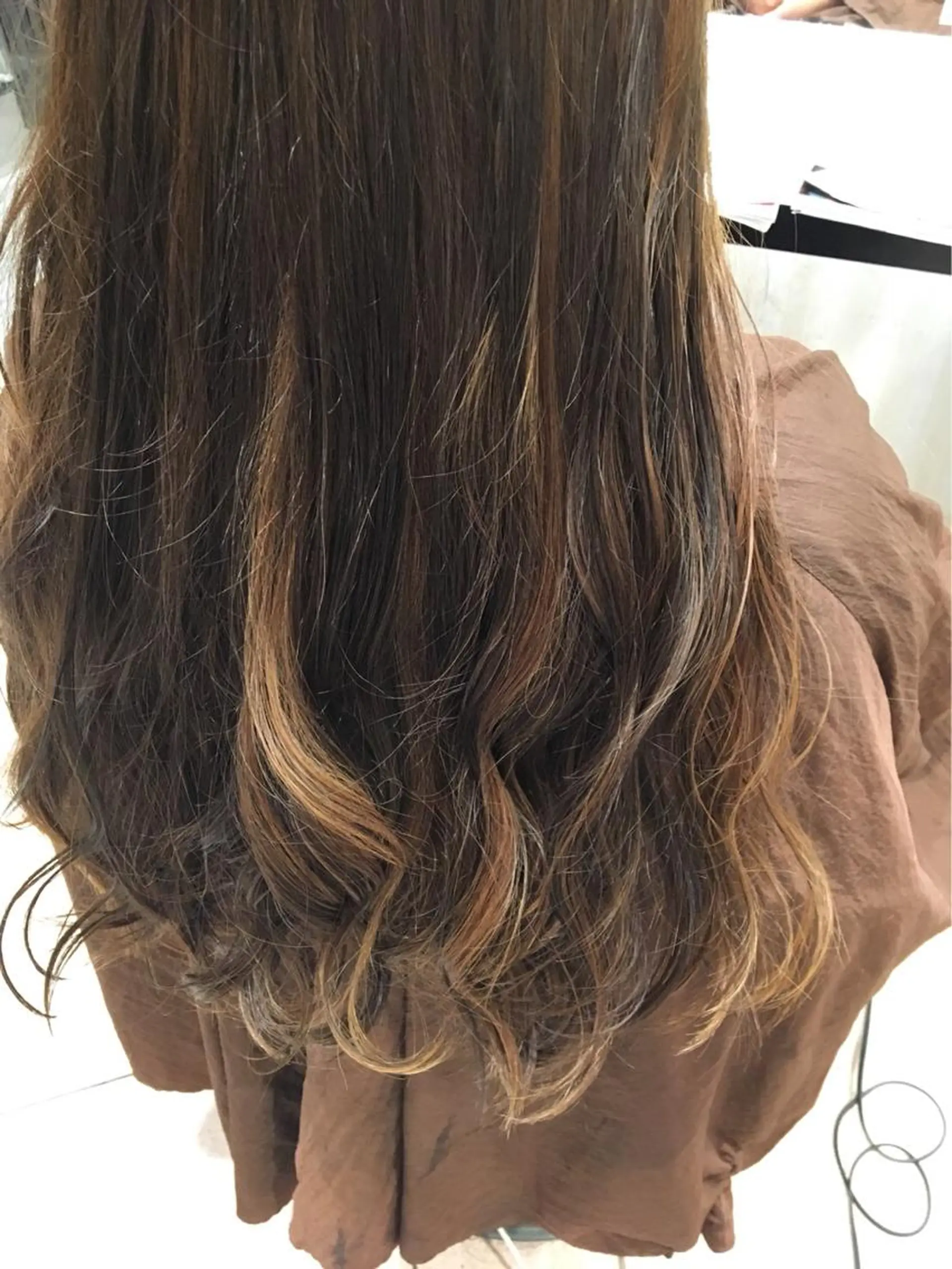 ロング カラー ハイライトカラー ハイライト カット ヘアカラー Earth岩槻店 YAGIのヘアスタイル