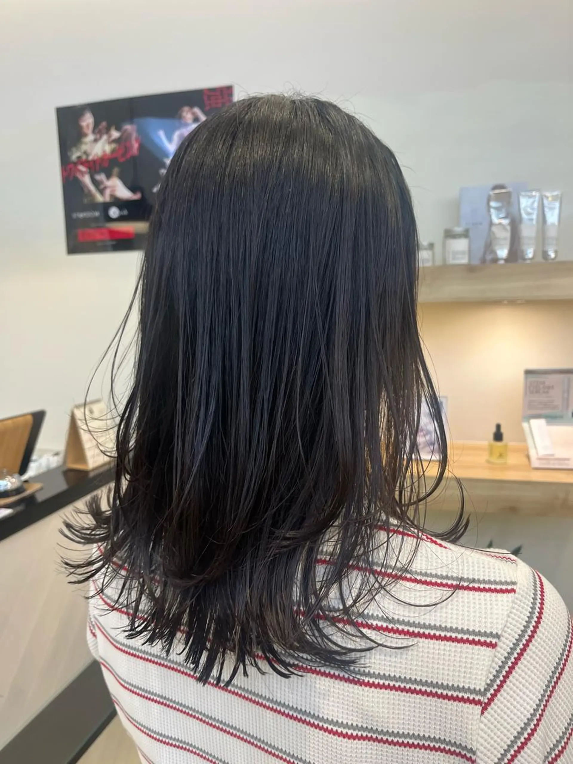 ミディアム カット トリートメント コテ巻き風パーマ🫧 麻尋のヘアスタイル