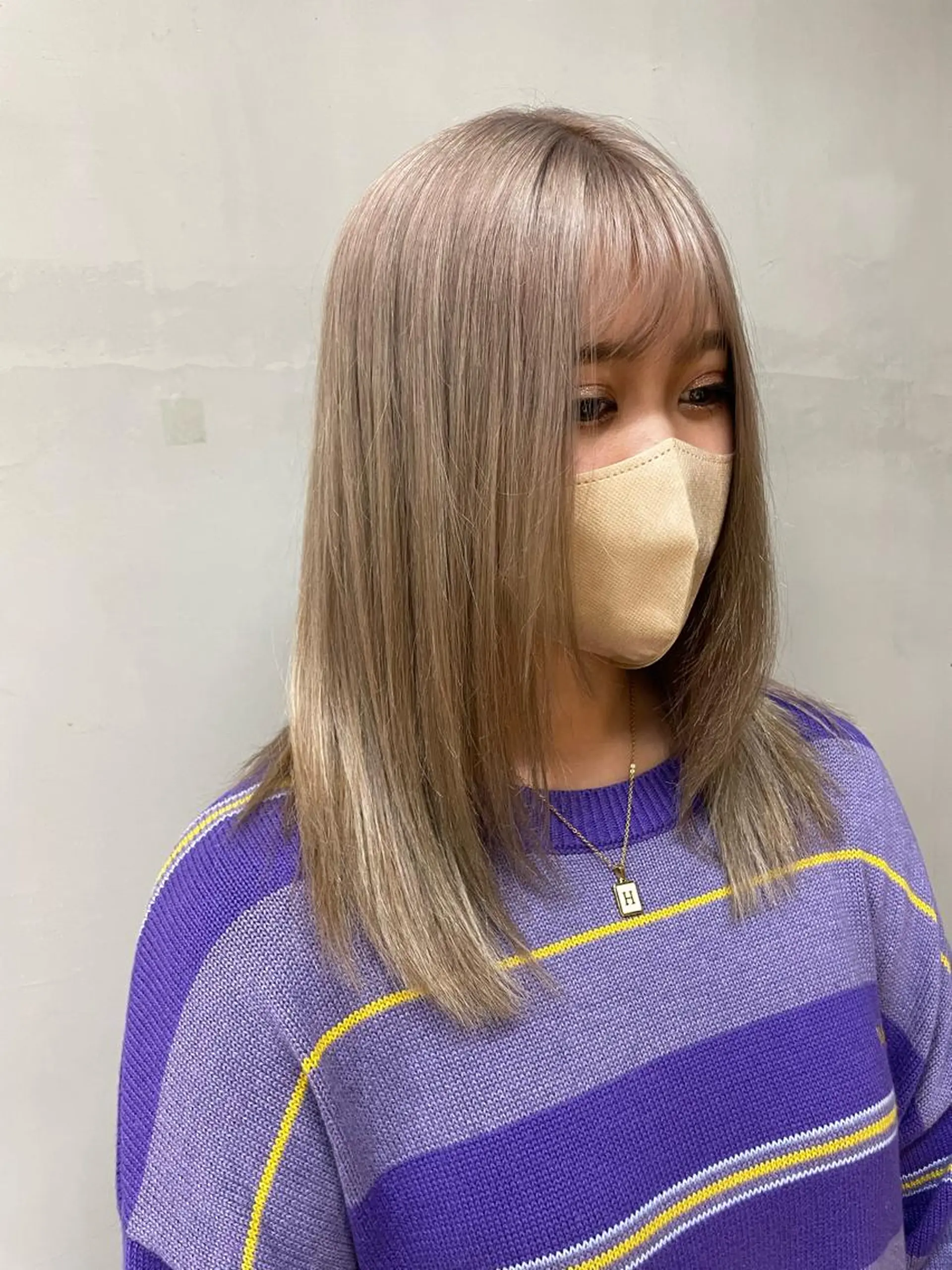 ミディアム カラー ベージュカラー ミルクティーベージュ ボブ/ショート/ shinのヘアスタイル