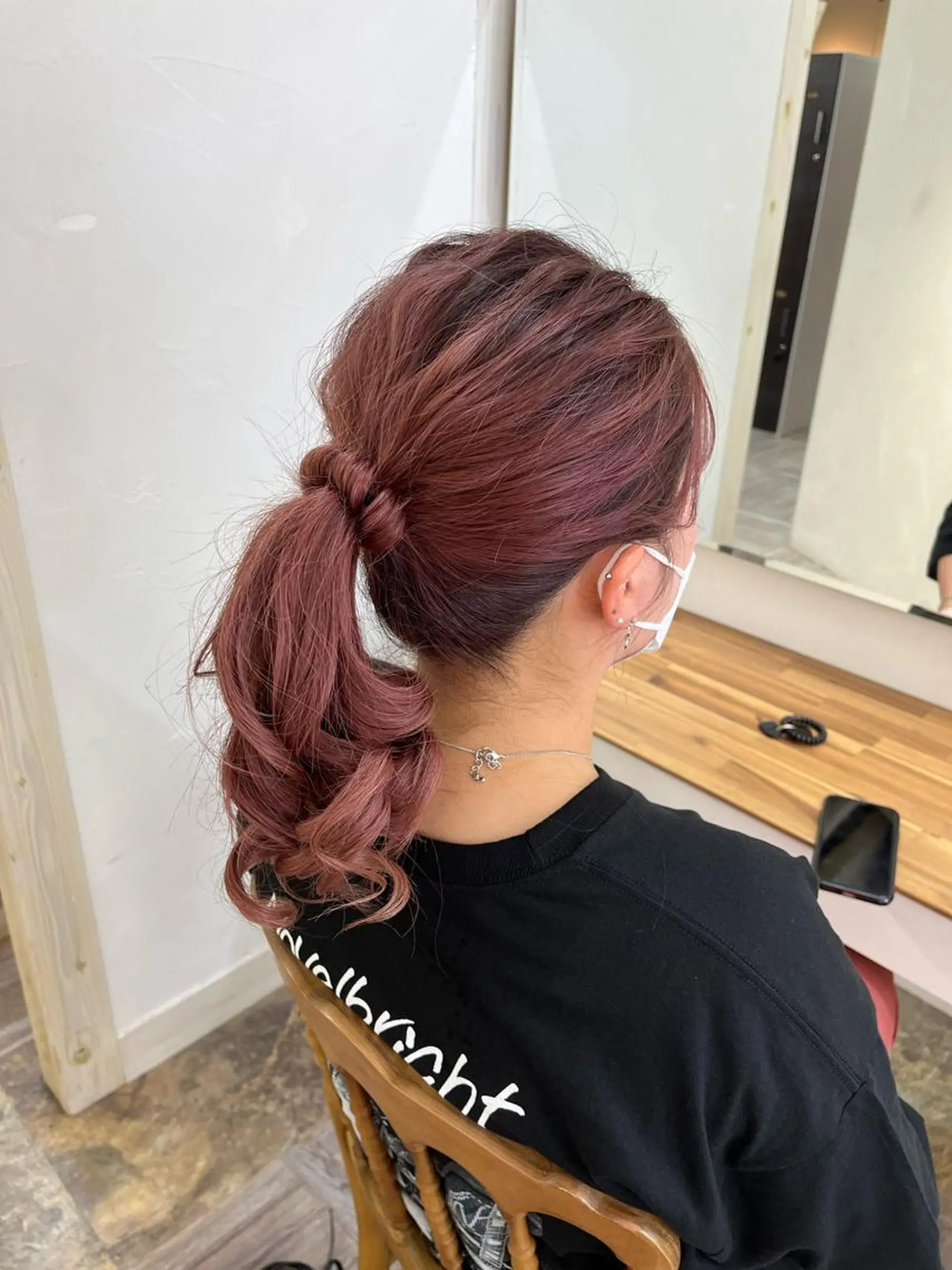 ヘアアレンジ ポニーテール 🫧tomoka 透明感カラー🫧のヘアスタイル
