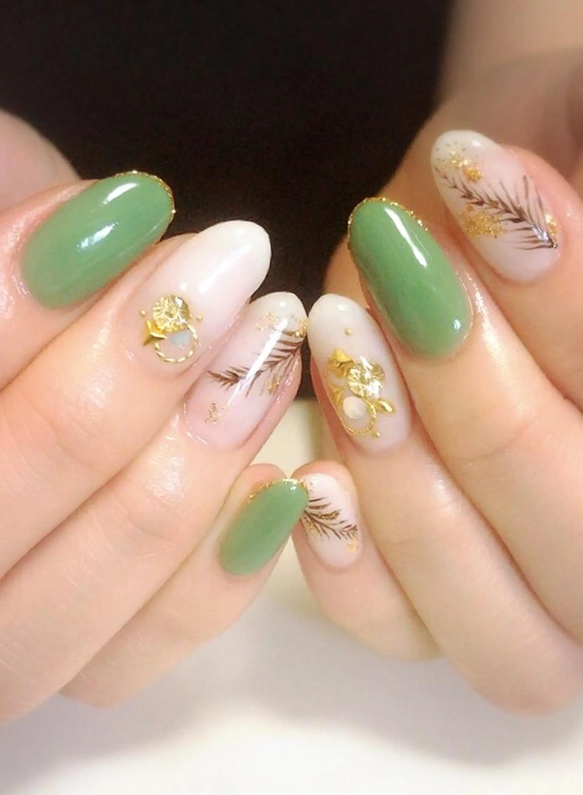 ネイル ハンドネイル 木槿所属・吉冨 光恵のネイルデザイン