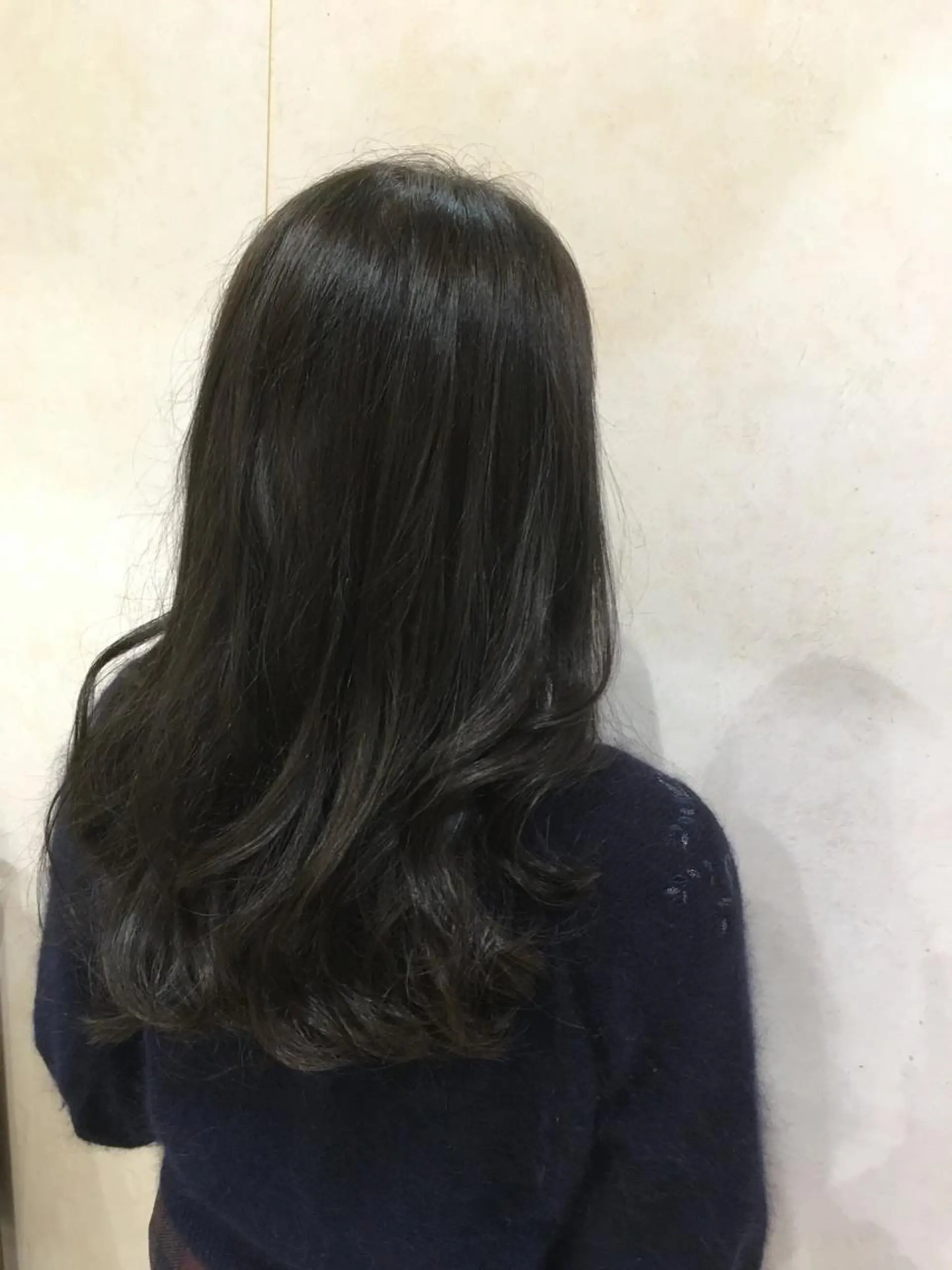 セミロング カラー TAKA 髪質改善のヘアスタイル