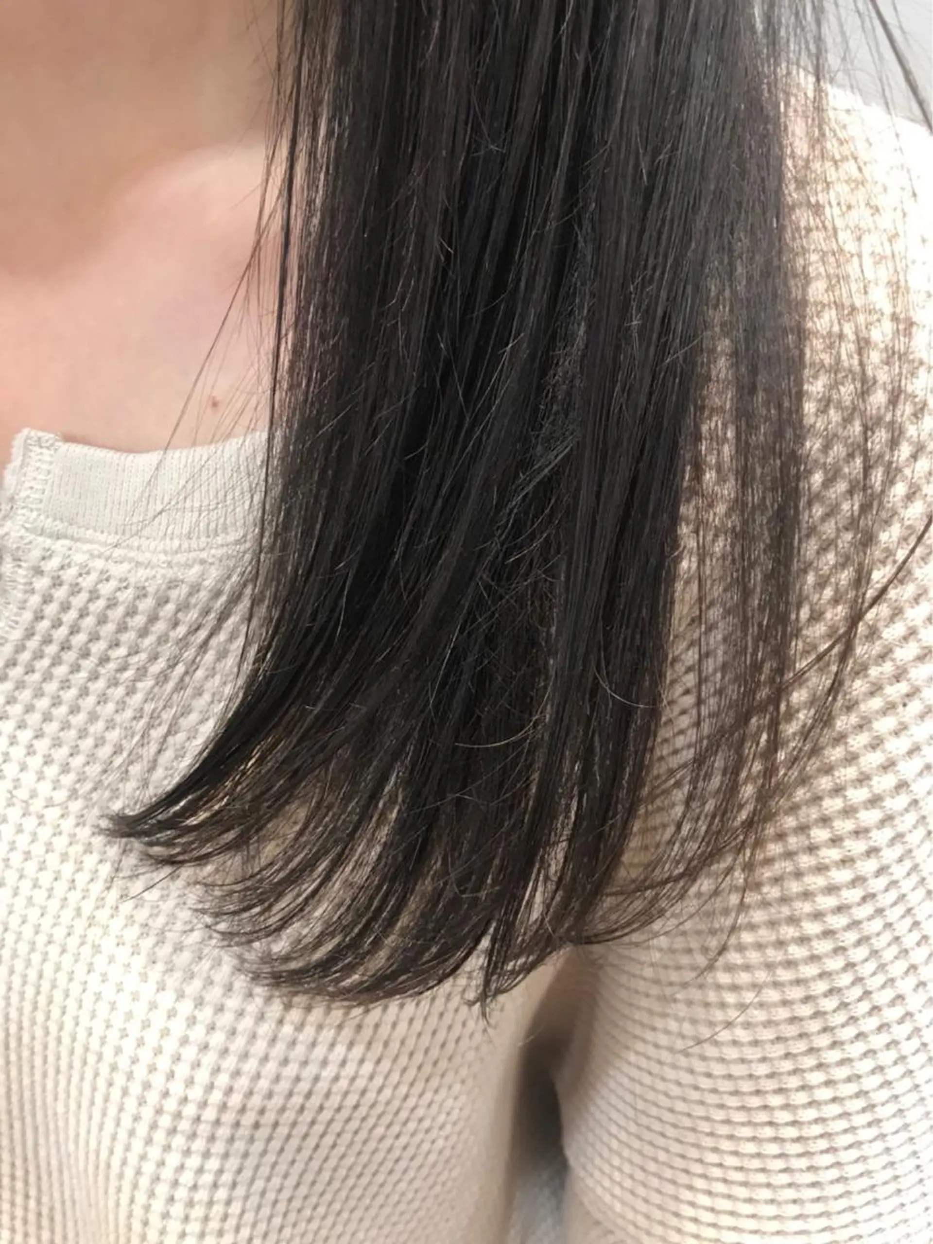 ロング カラー 坂田 友梨奈のヘアスタイル