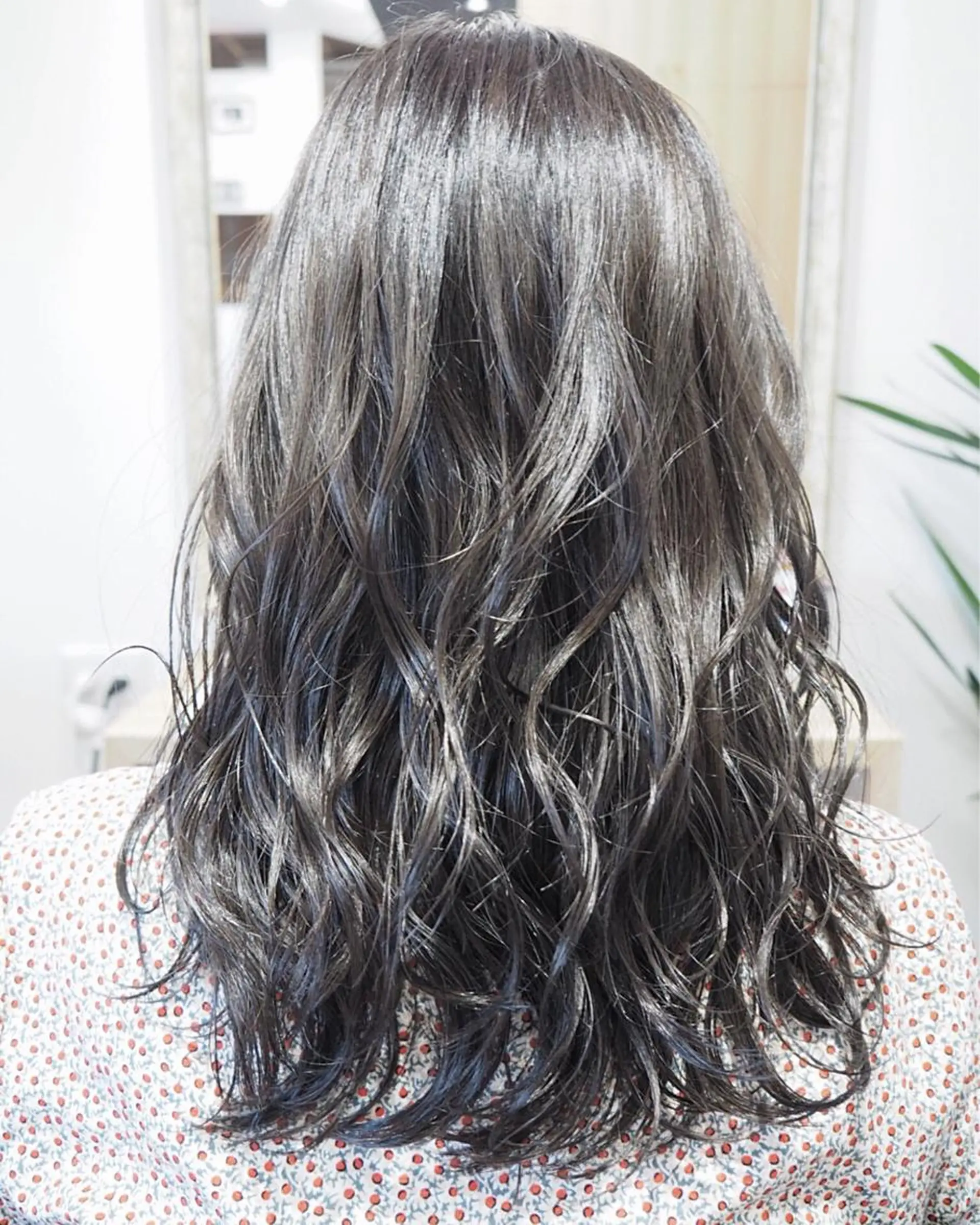 ロング カラー ヘアカラー トリートメント HAIR&MAKE AXIS所属・土屋 貴章のヘアスタイル