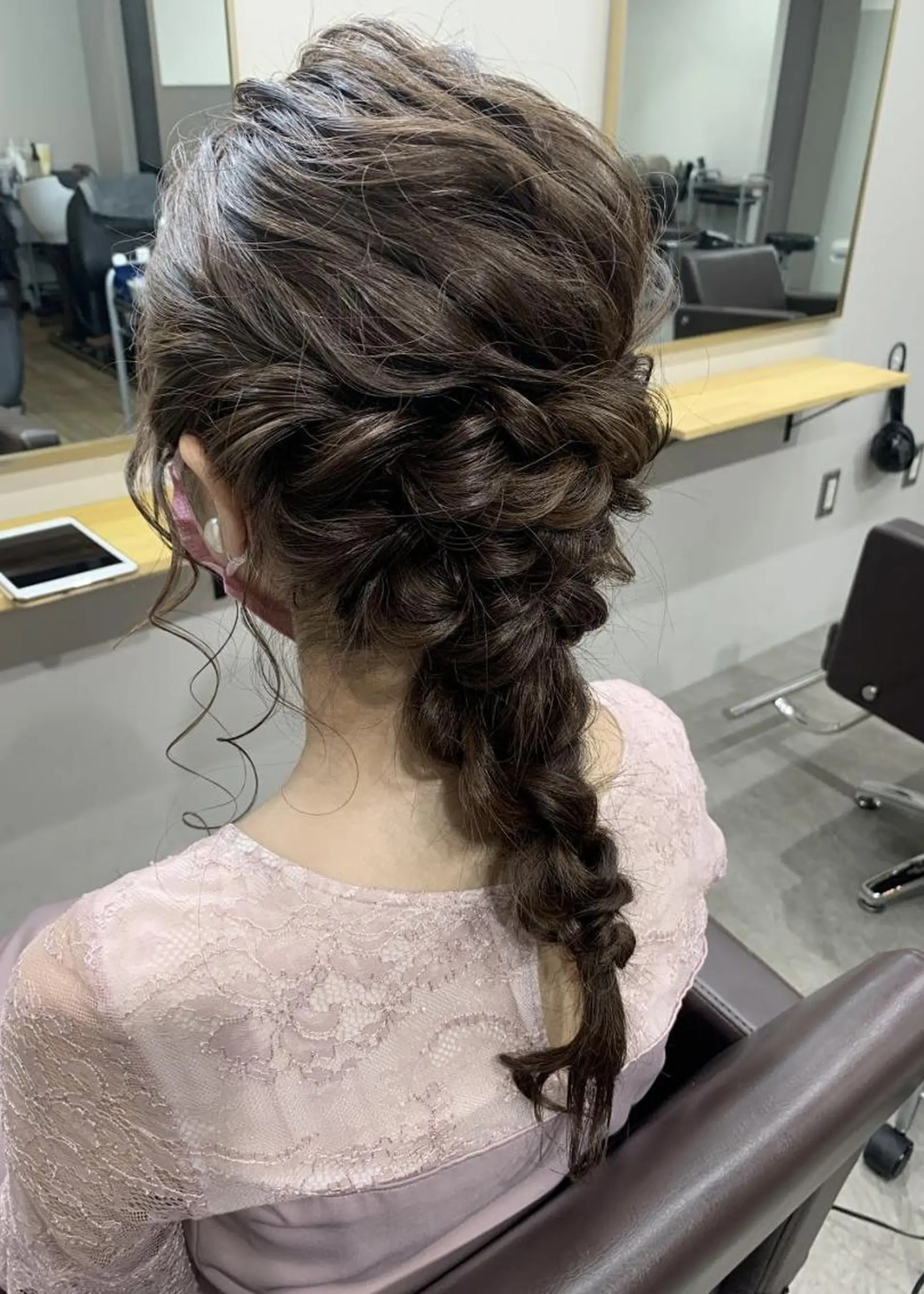 セミロング ヘアアレンジ 🫧【公式】 Lig.横浜🫧のヘアスタイル