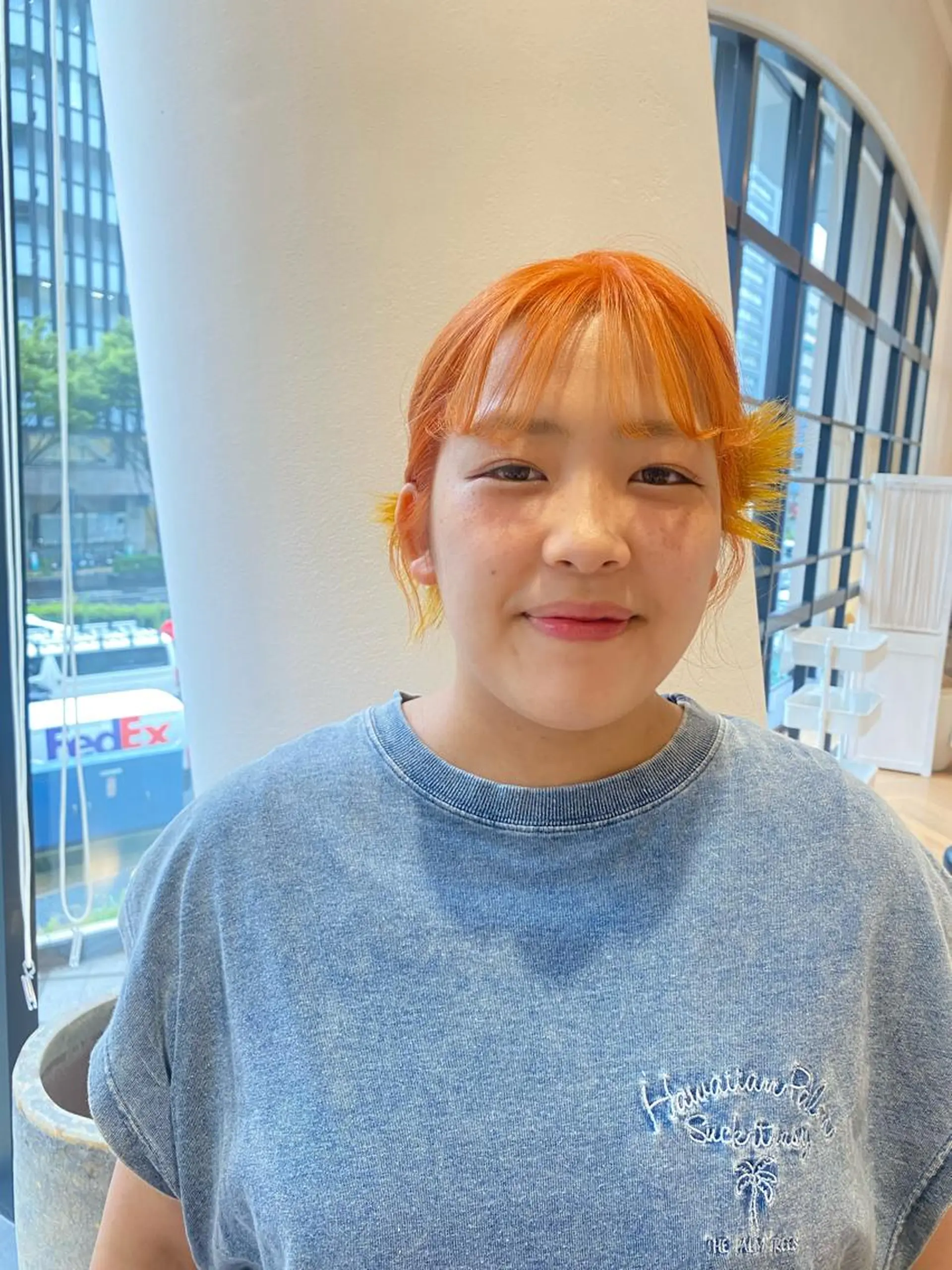 セミロング カラー ヘアアレンジ ブリーチ カット ヘアカラー 増井 彩乃のヘアスタイル
