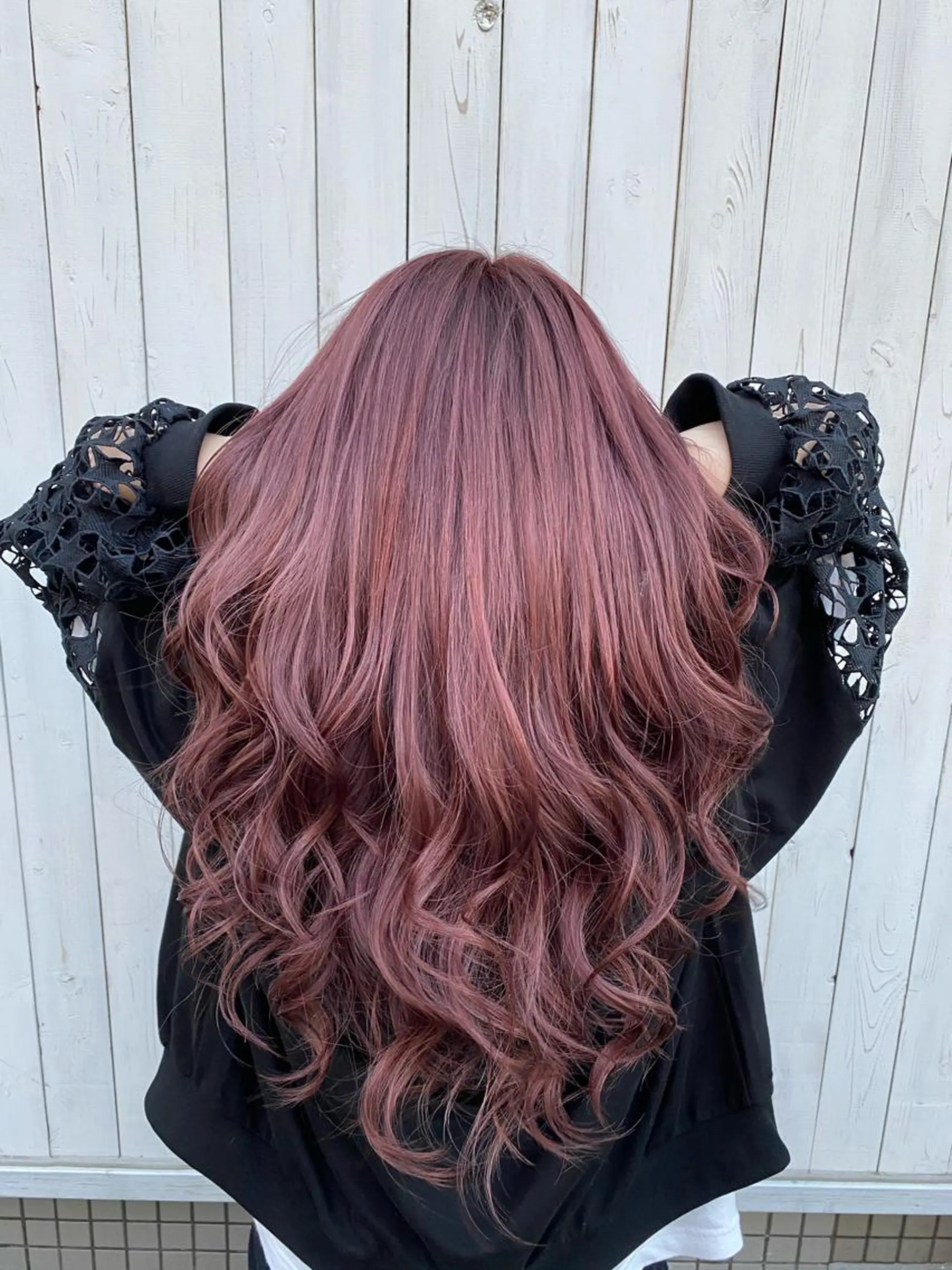 ロング カラー イルミナカラー ピンクカラー ヘアカラー トリートメント LOHAS 関根真由美のヘアスタイル