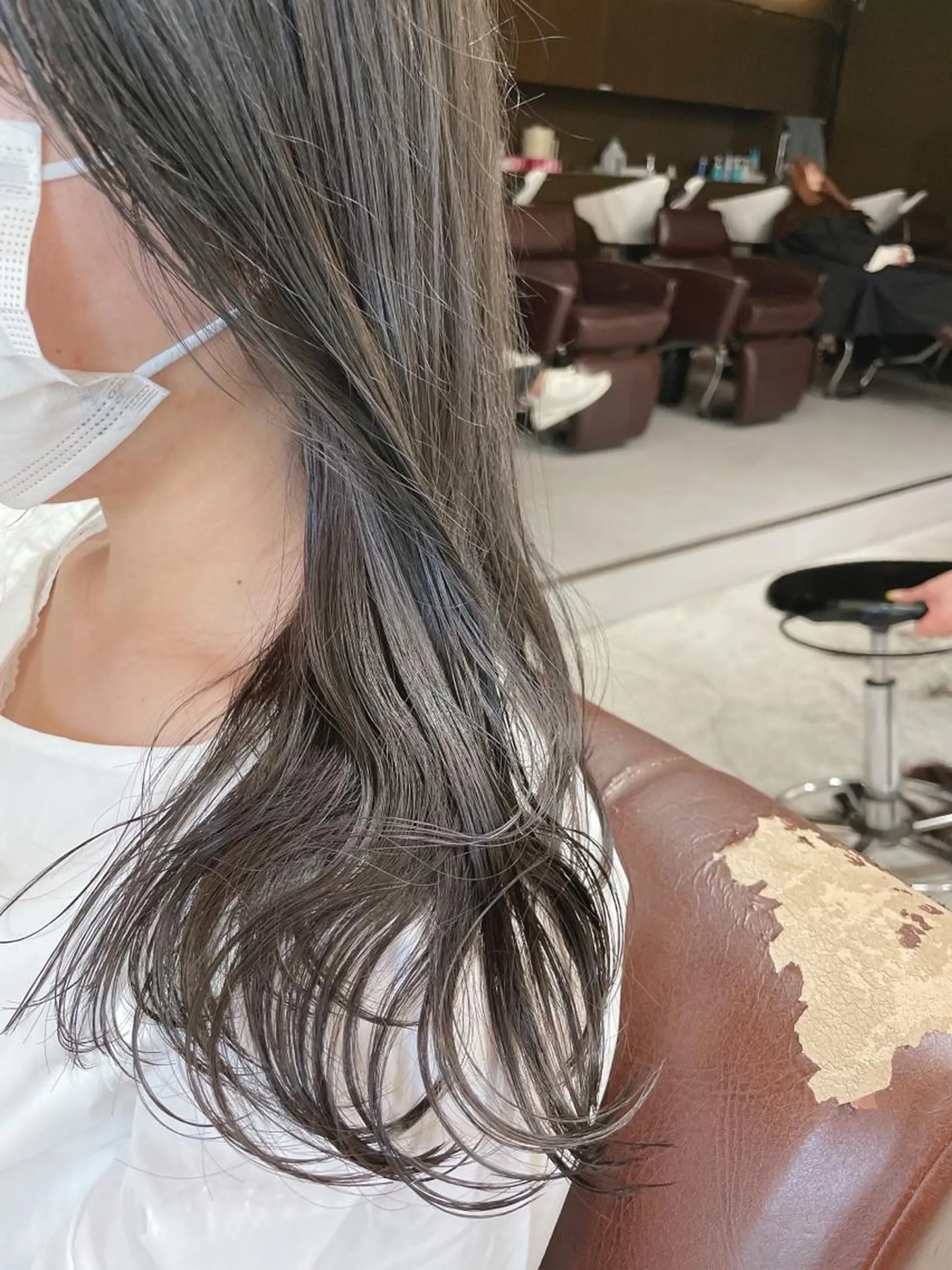 ロング カラー カット ぱつっとボブ 古家 佑真のヘアスタイル