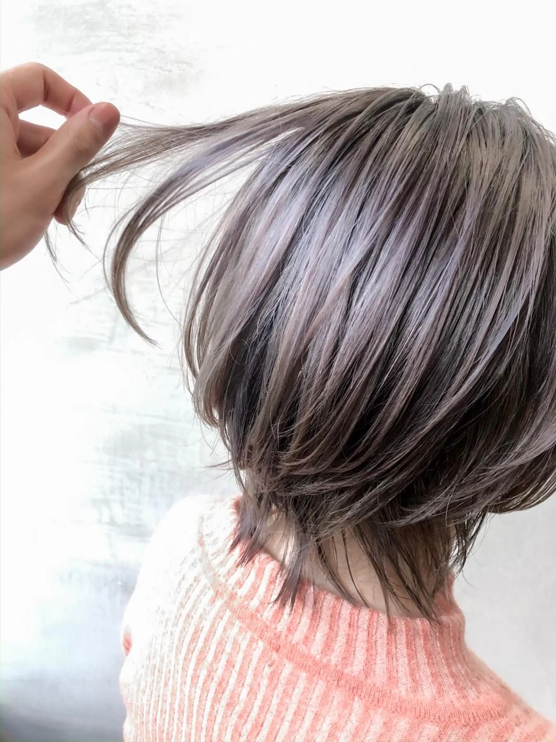 ショート カラー ヘアアレンジ メンズ ラベンダーカラー ヘアカラー トリートメント TOMO GEEKS代表のヘアスタイル