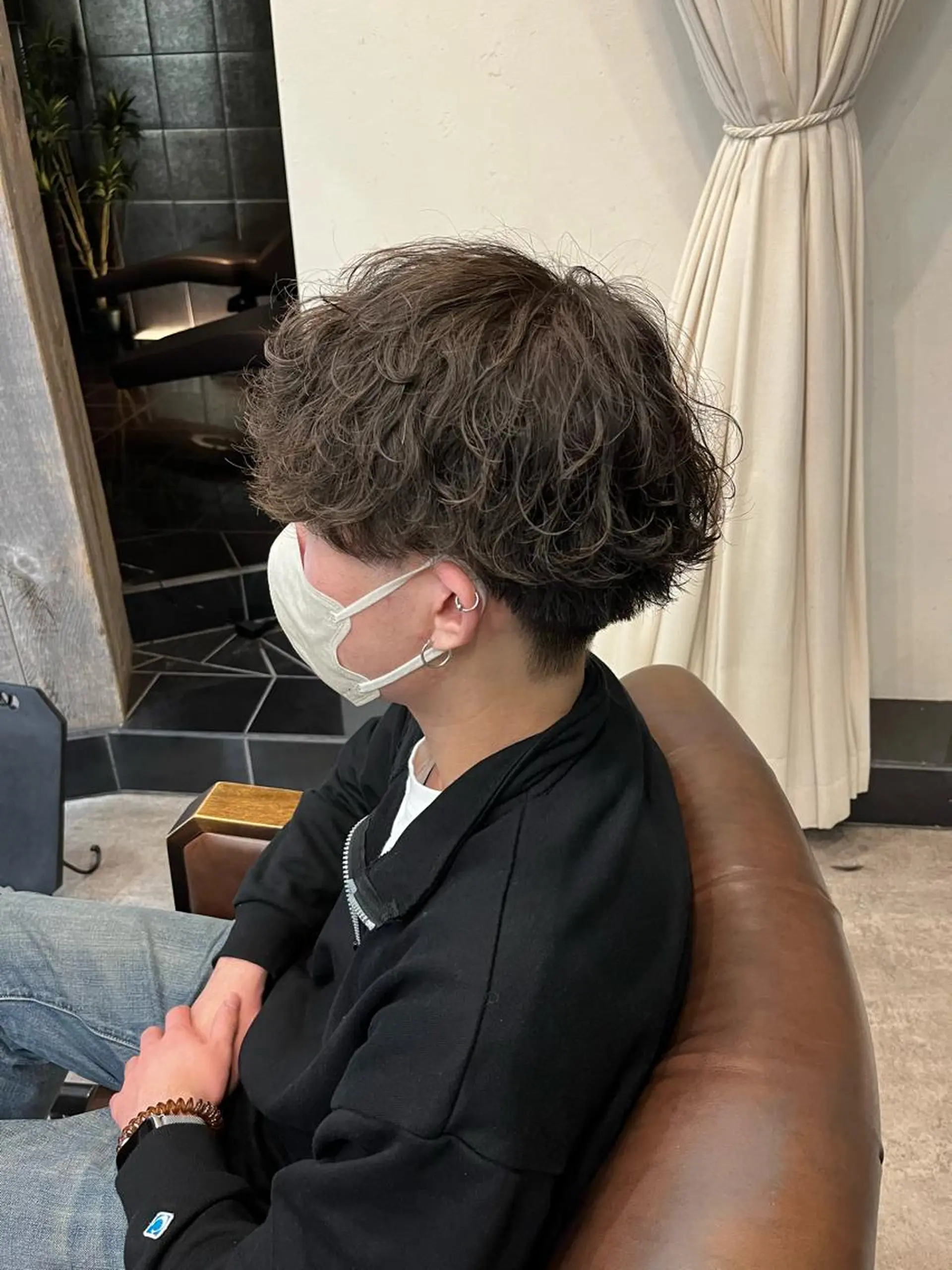 ショート カラー パーマ ヘアアレンジ メンズ カット パーマ ケイゴ【副店長】 メンズパーマ特化のヘアスタイル