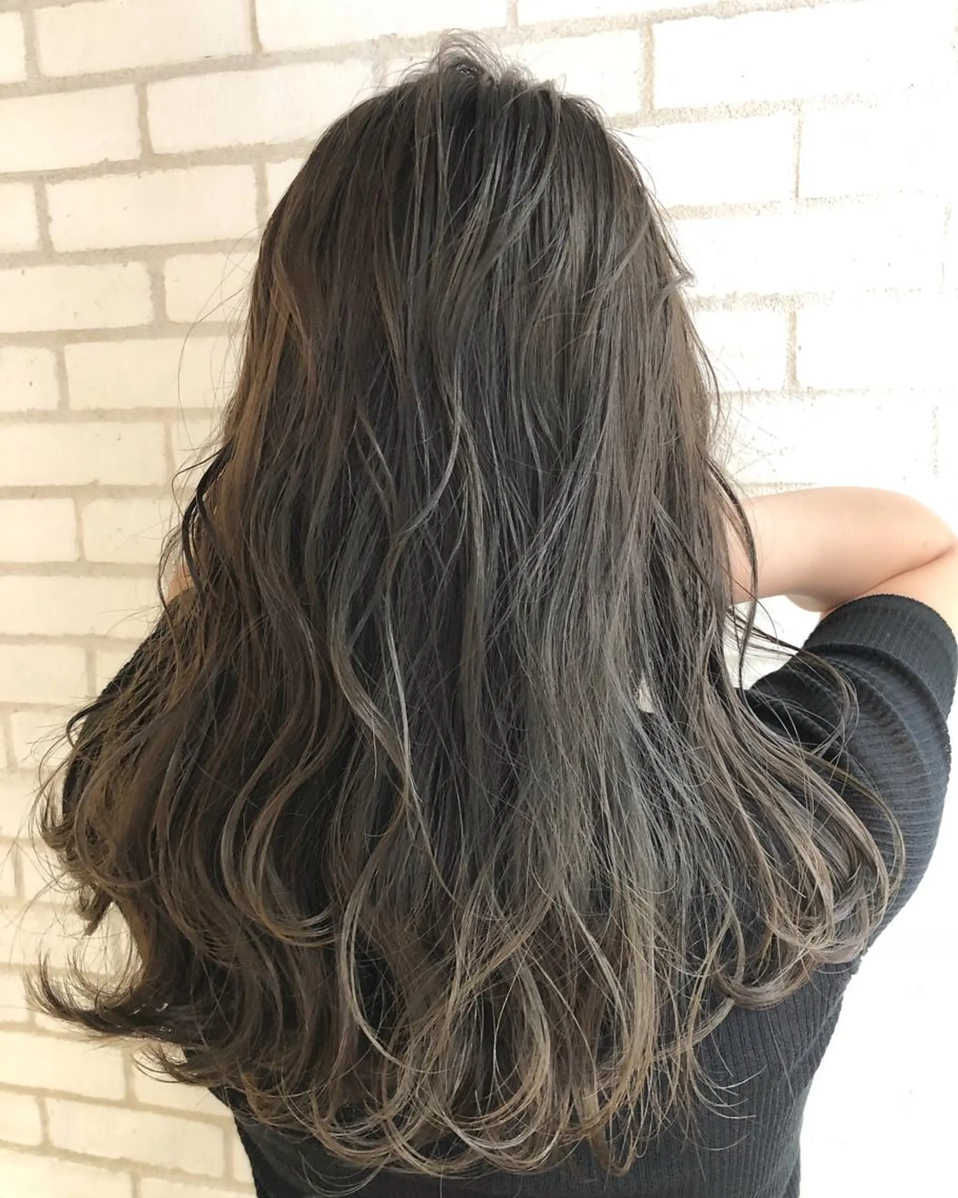 セミロング カラー she2.shinjuku所属・顧客様専用予約 新規予約不可のヘアスタイル