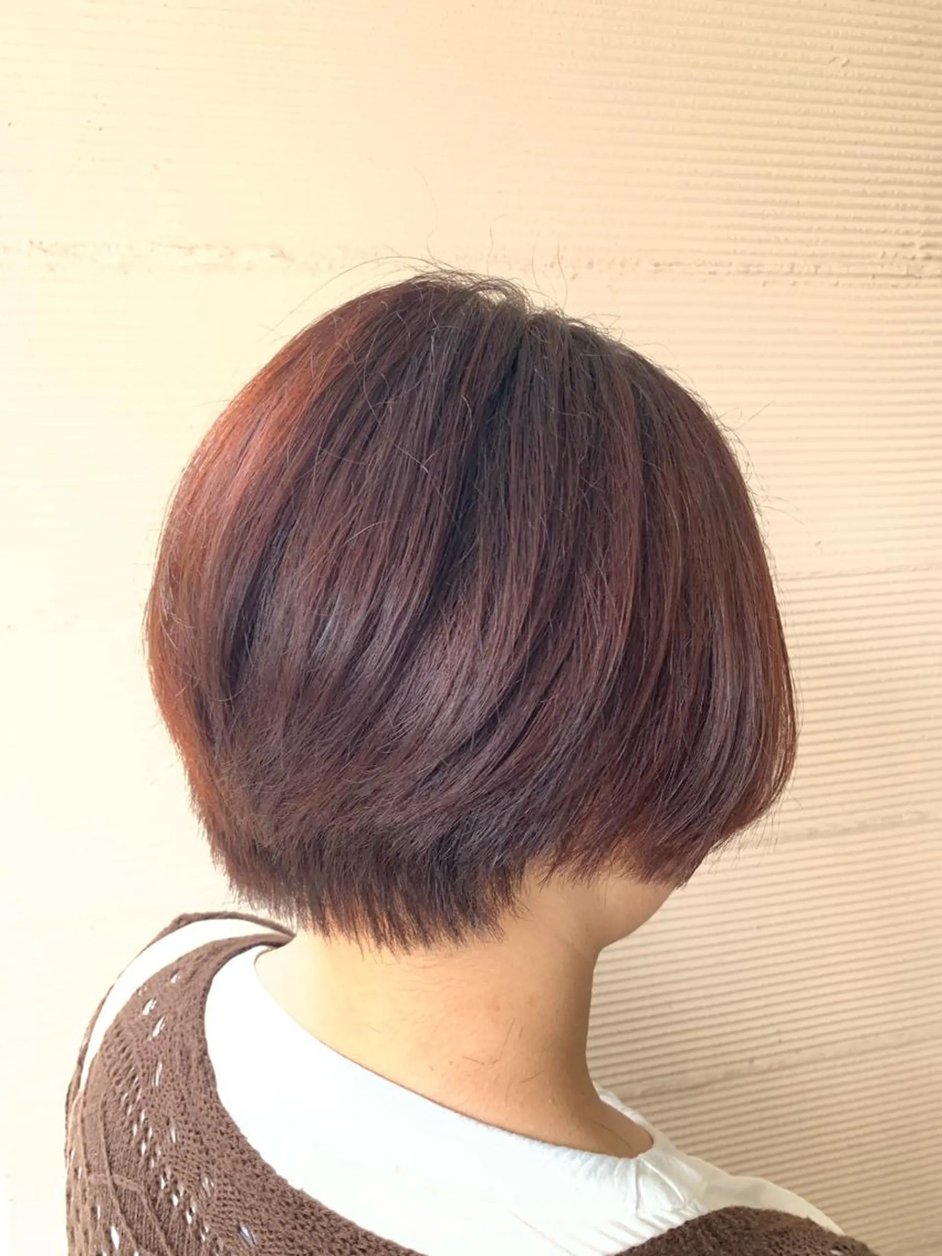 ショート カラー 松吉 純平のヘアスタイル