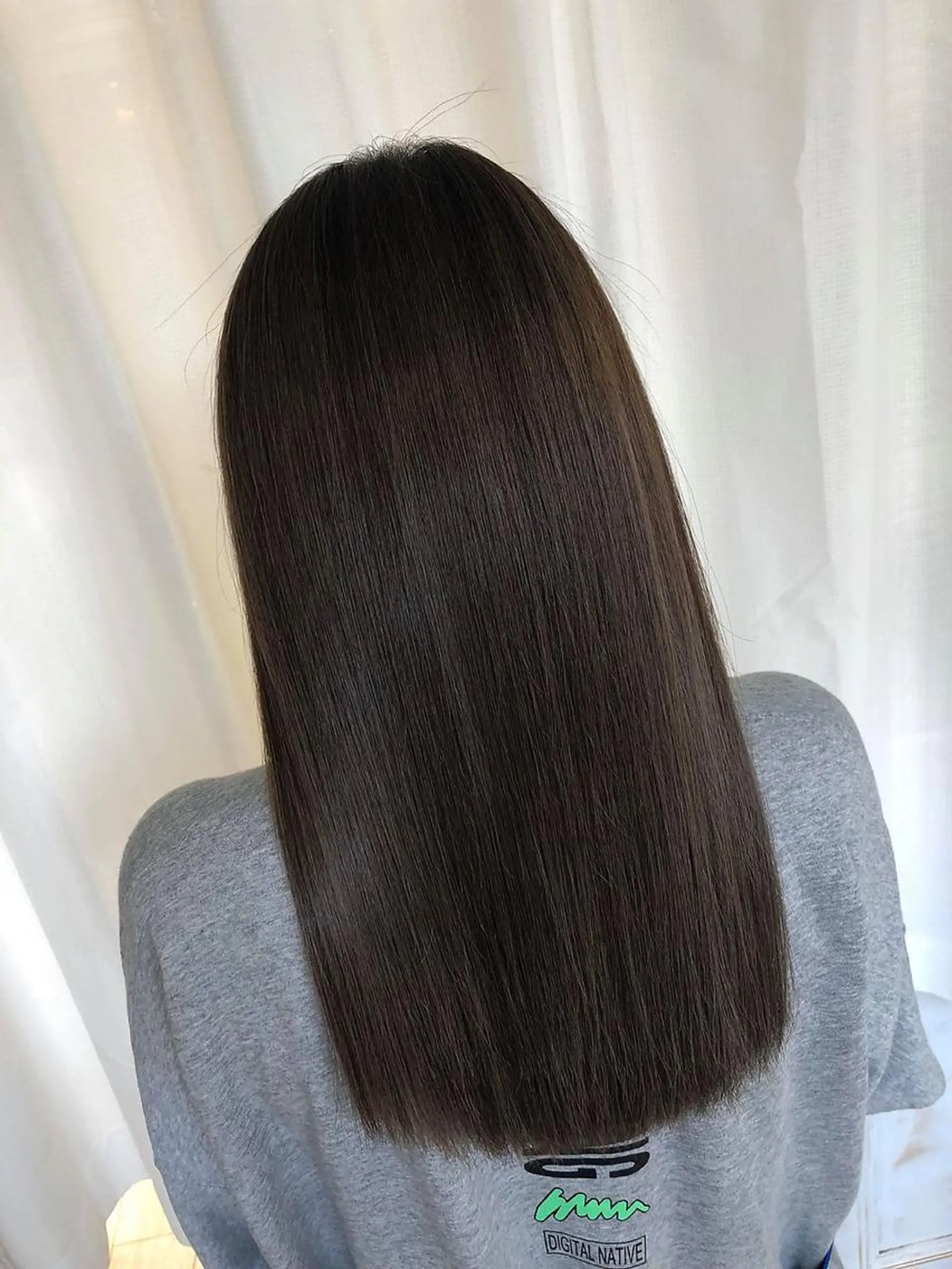 セミロング カラー ヘアアレンジ トリートメント 福壽 優奈のヘアスタイル