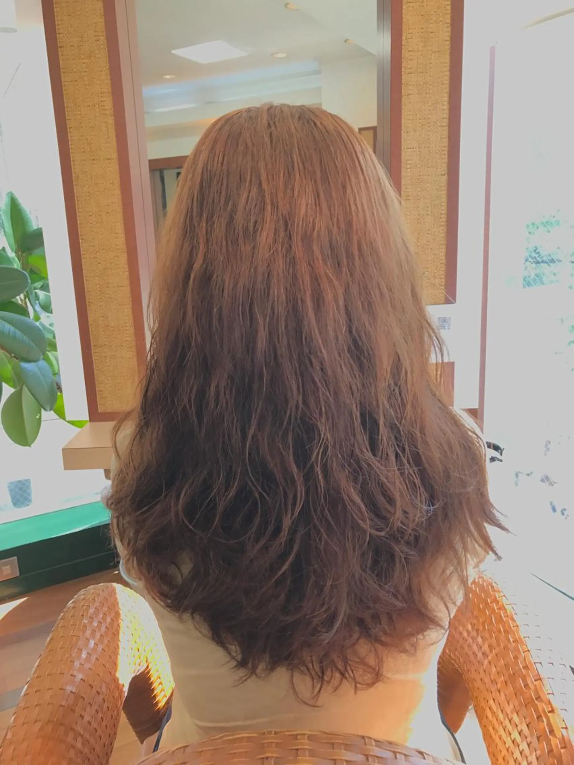 セミロング パーマ セミロングパーマ エアウェーブ PANOLA所属・加藤 理沙のヘアスタイル